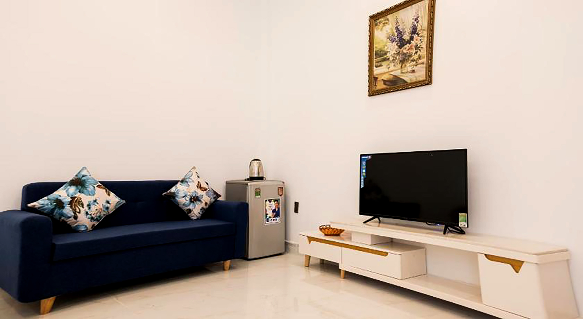 White diamond hotel