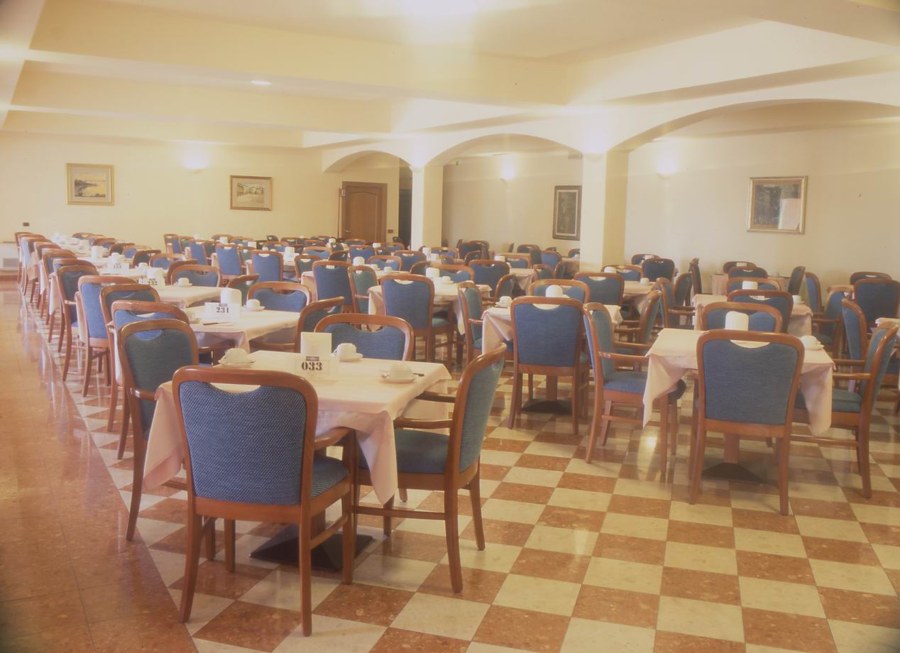 Villa Isabella Hotel & Residence