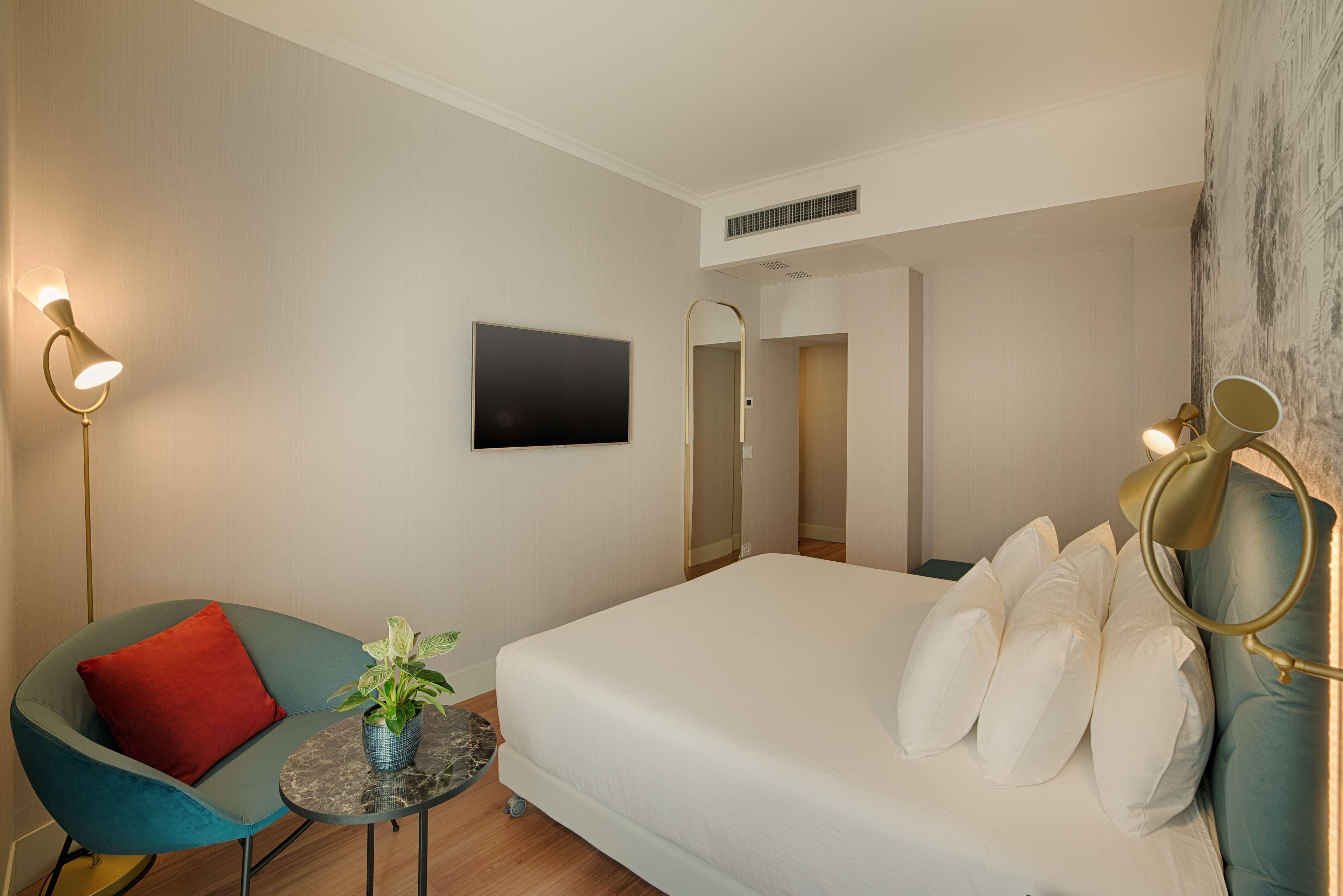 Hotel NH Collection Roma Fori Imperiali by null