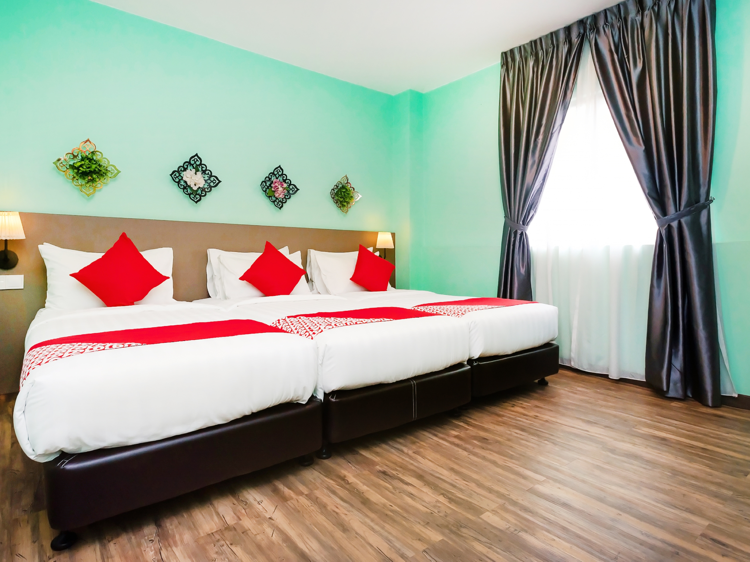 DK Hotel