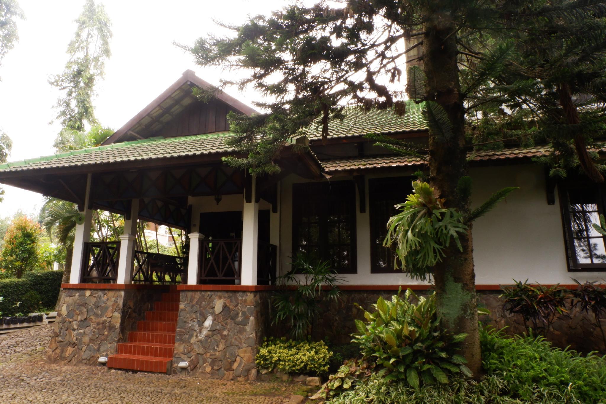 OYO 604 Cemara S Homestay