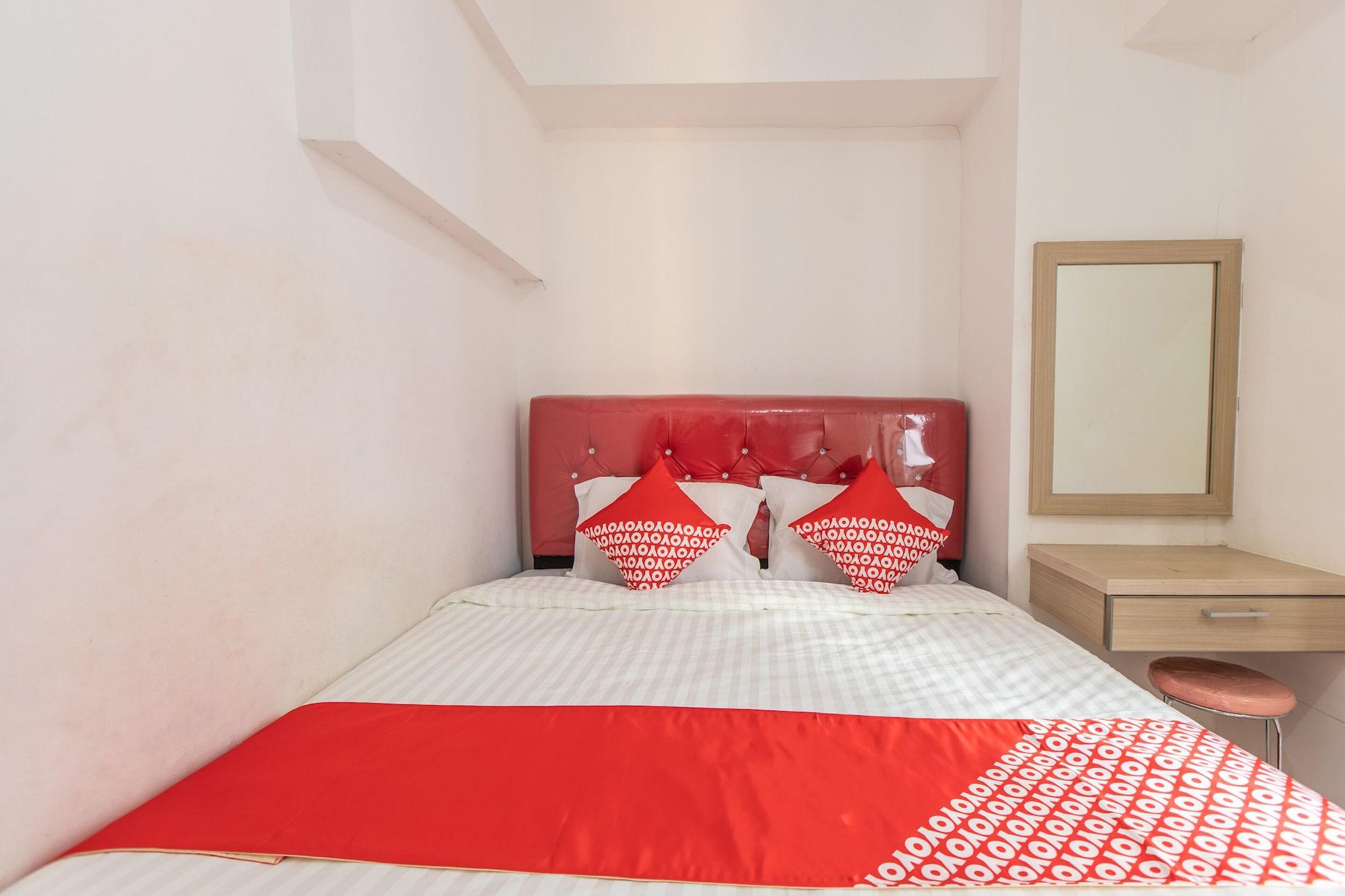 Oyo 129 Bassura City Apartment
