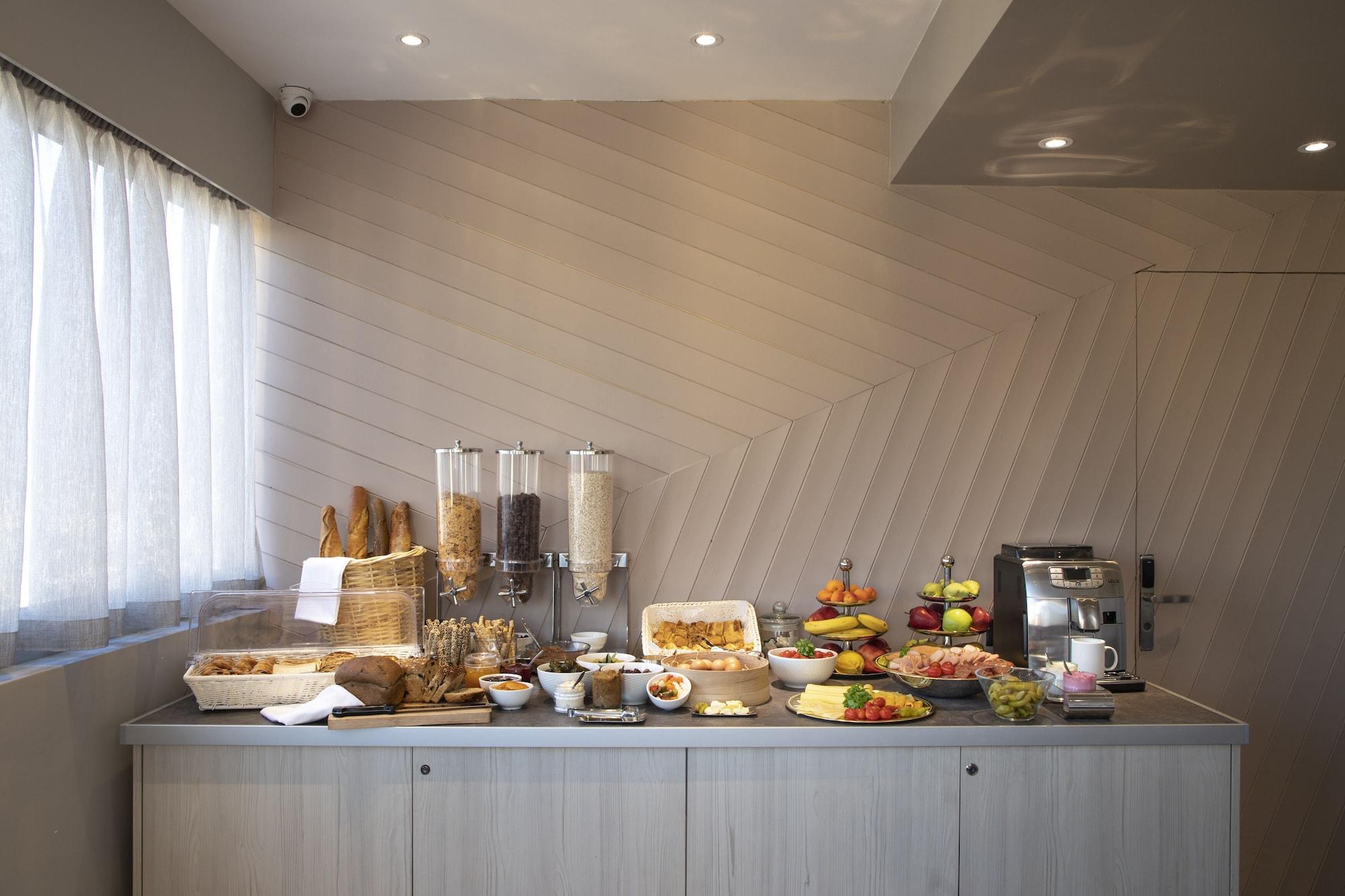 The Pinnacle Athens by null