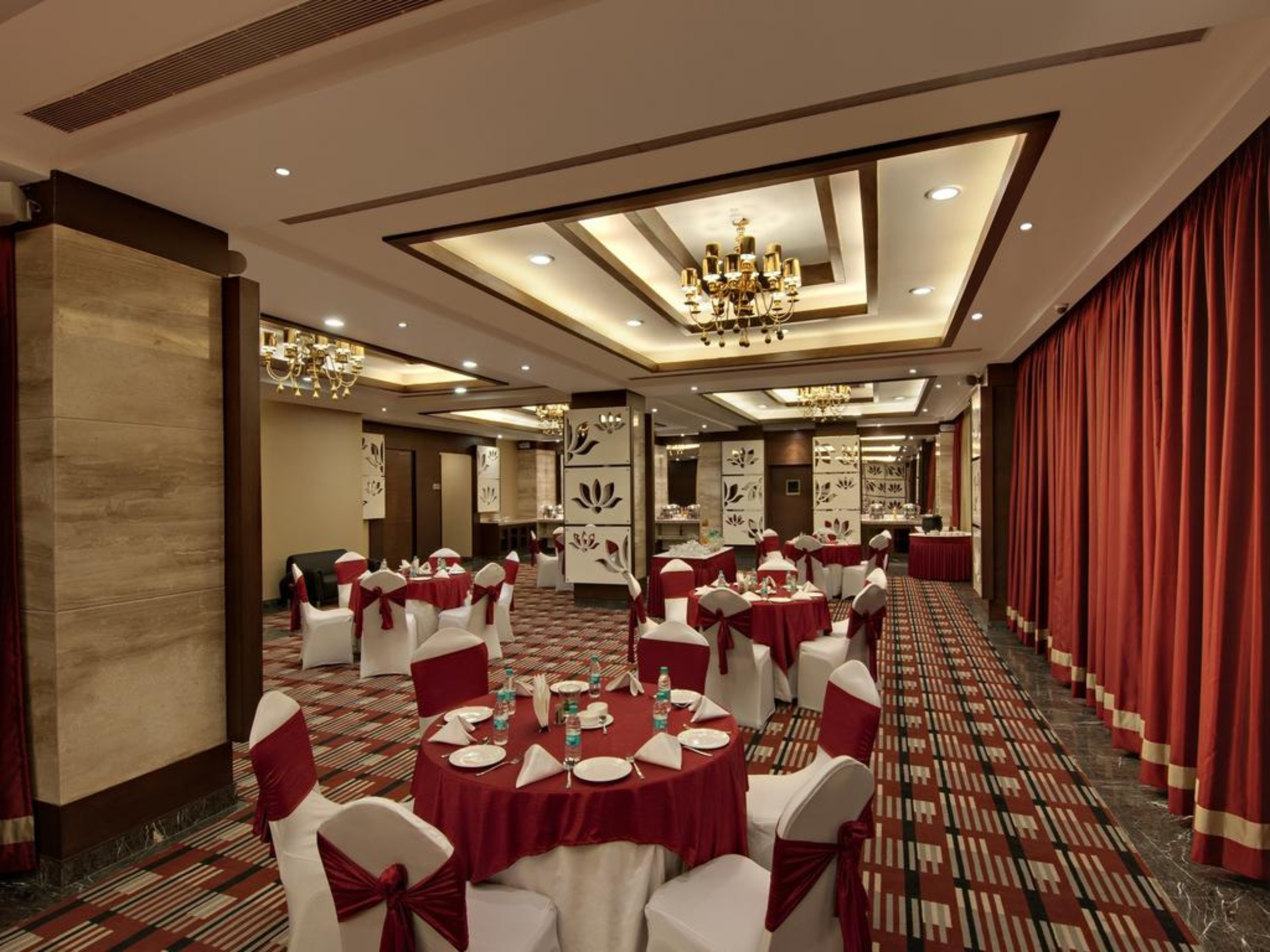 The Golden Palms Hotel & Spa
