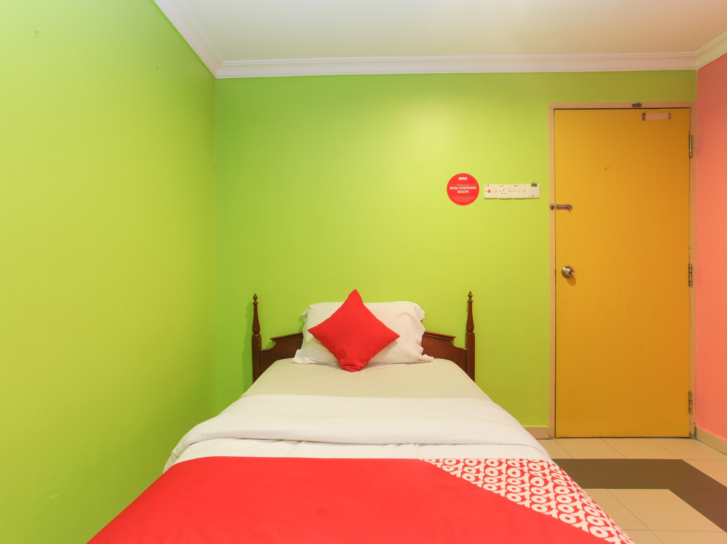 OYO 746 Hotel Comfort