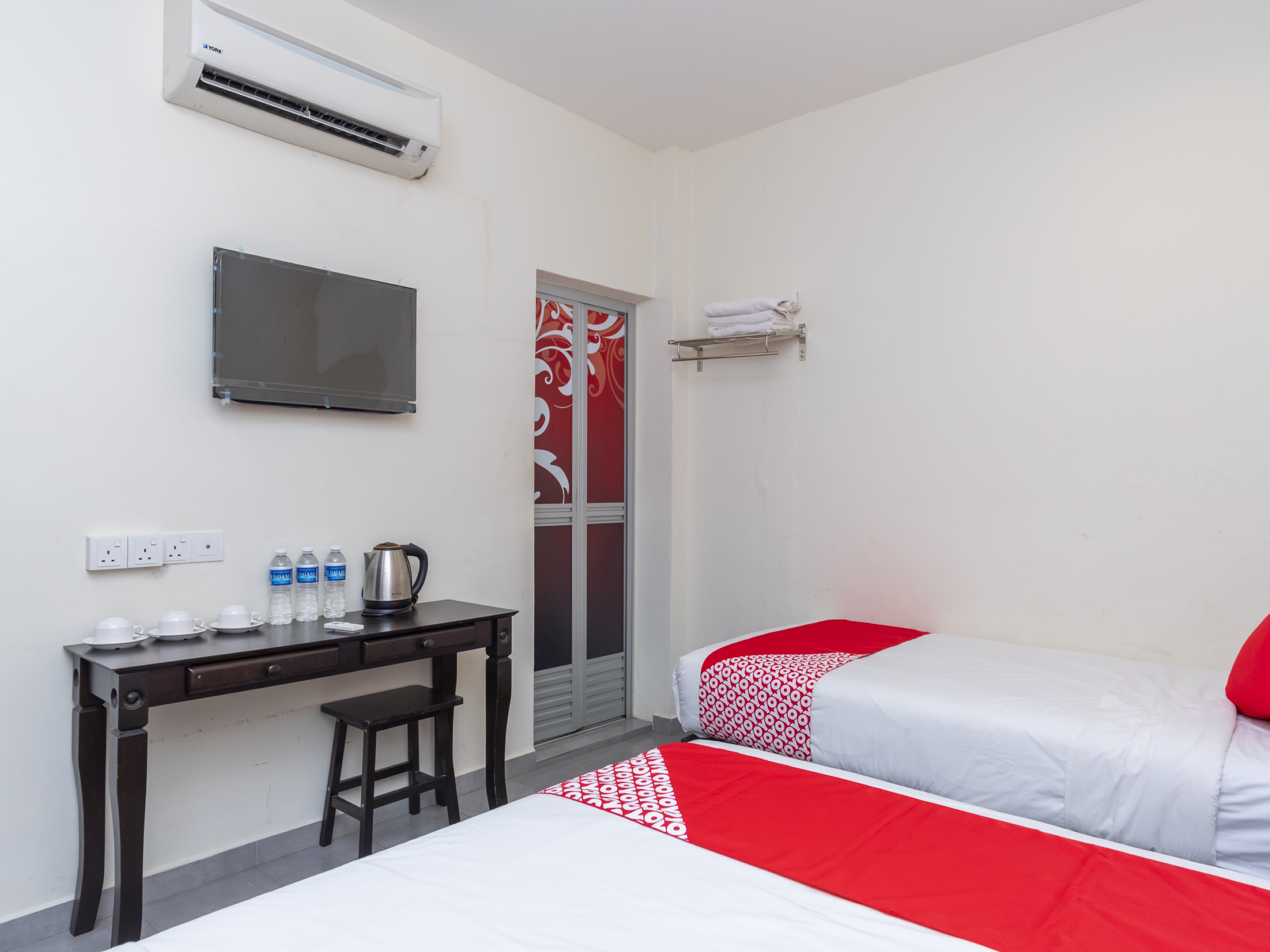 OYO 756 Muar City Hotel