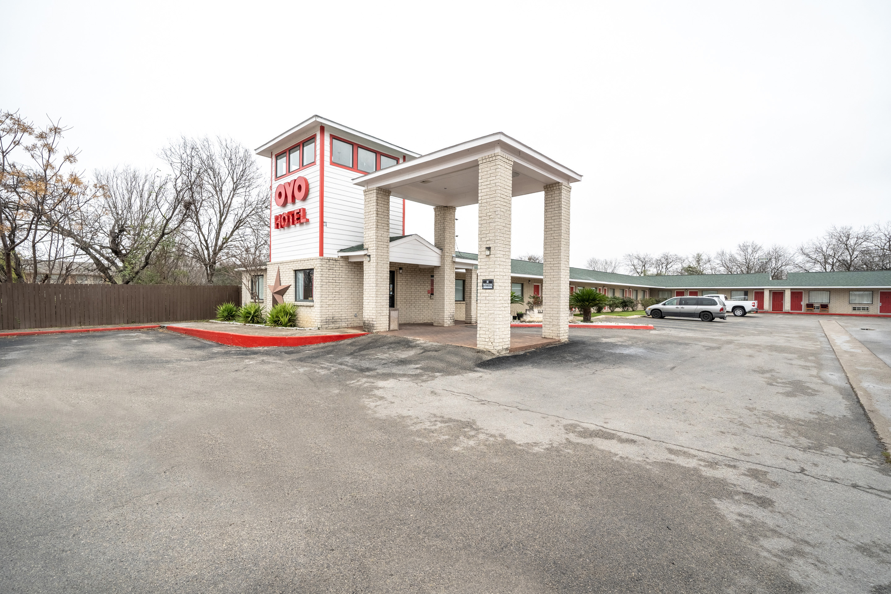 OYO Hotel San Antonio near AT&T Cente