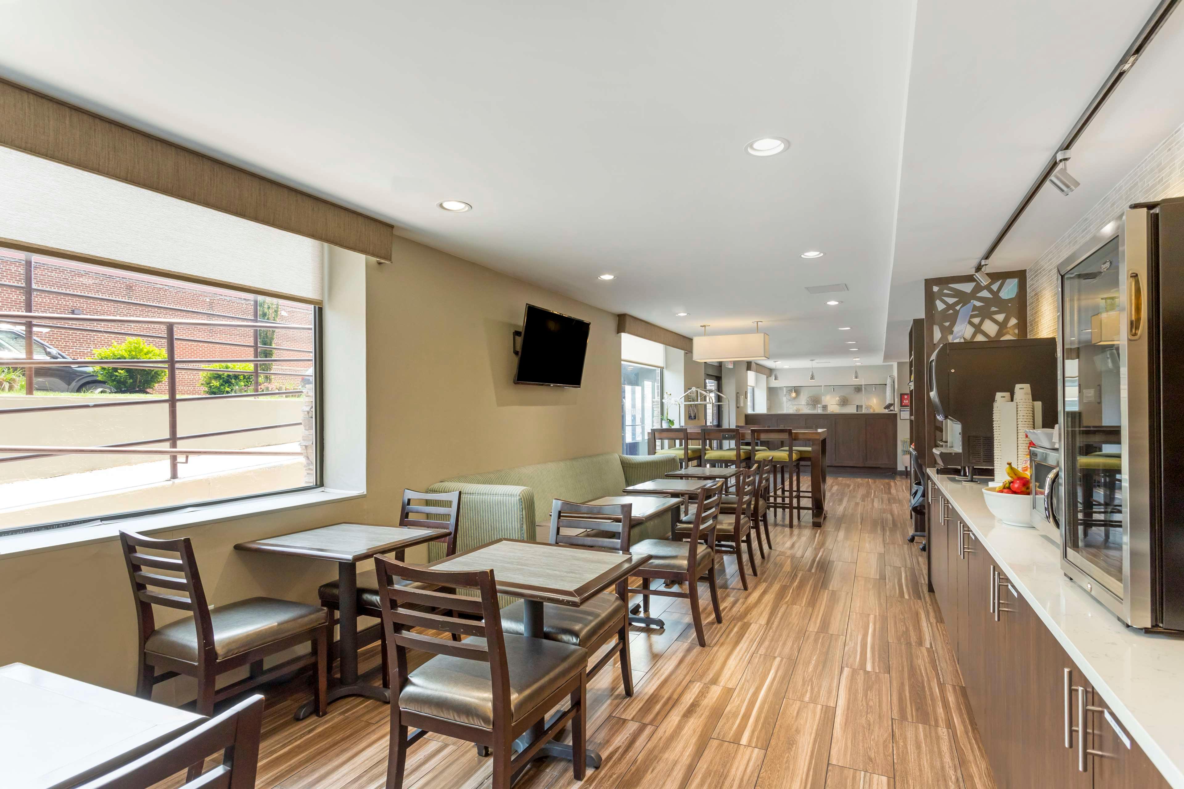 Best Western Brooklyn-Coney Island Inn