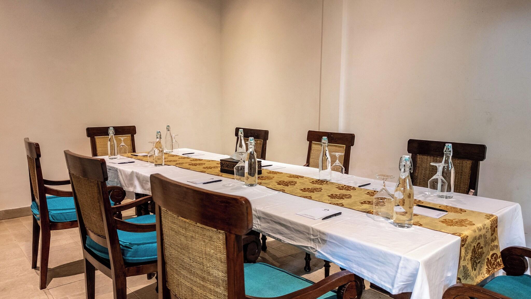 Dwaraka The Royal Villas - nuotrauka