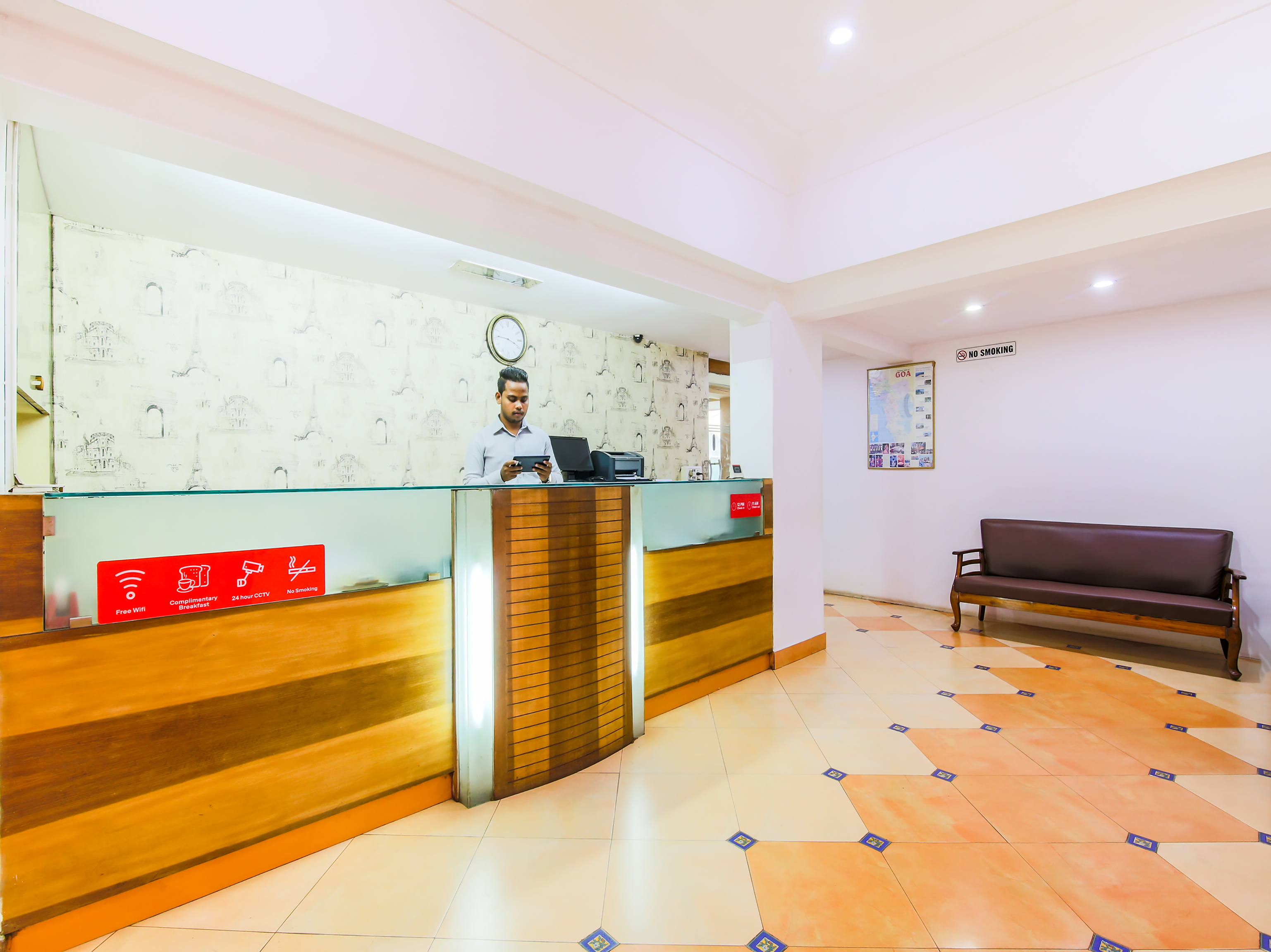 10765 Hotel Tanish