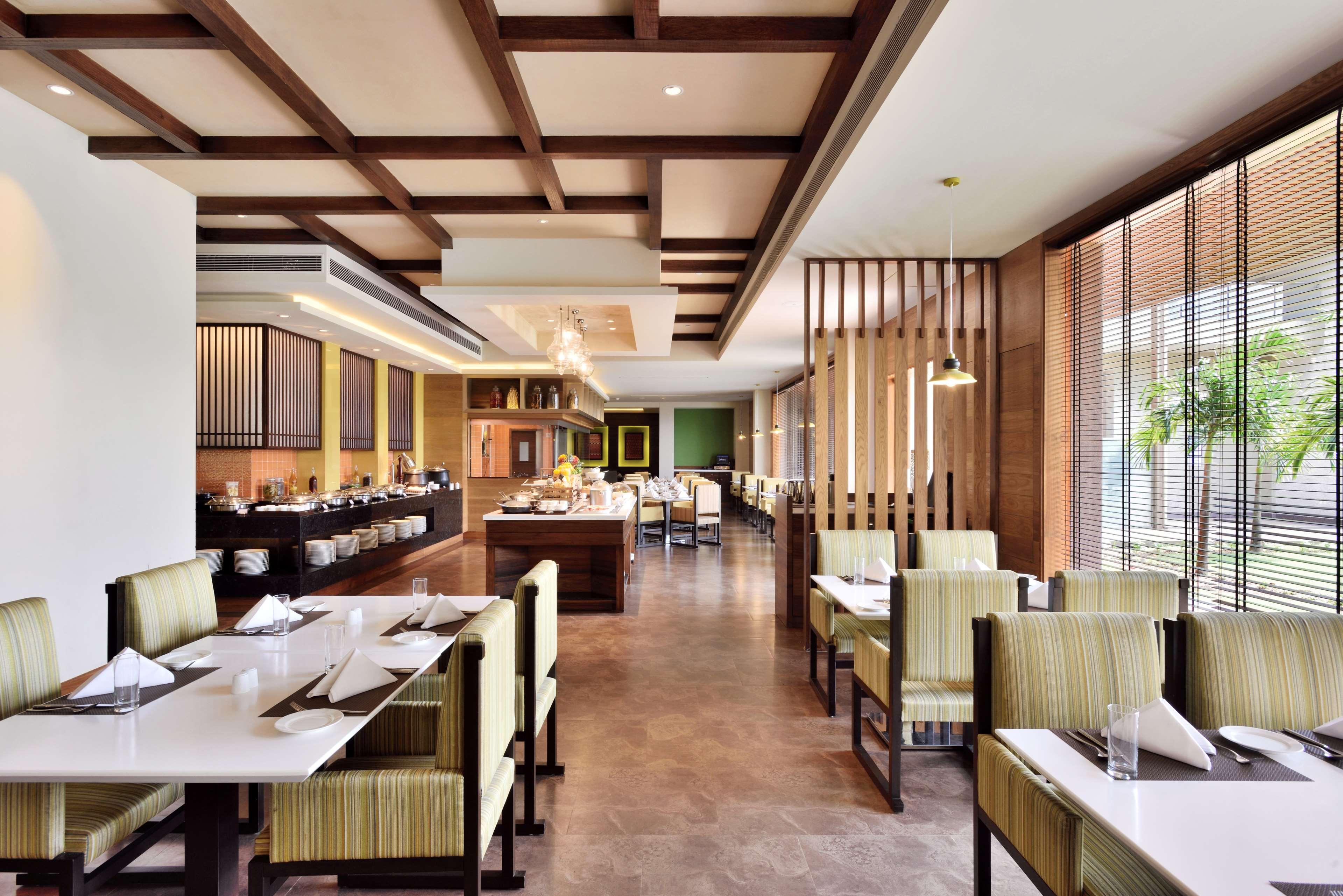 Radisson Blu Plaza Resort & Cnvention Cntr, Karjat
