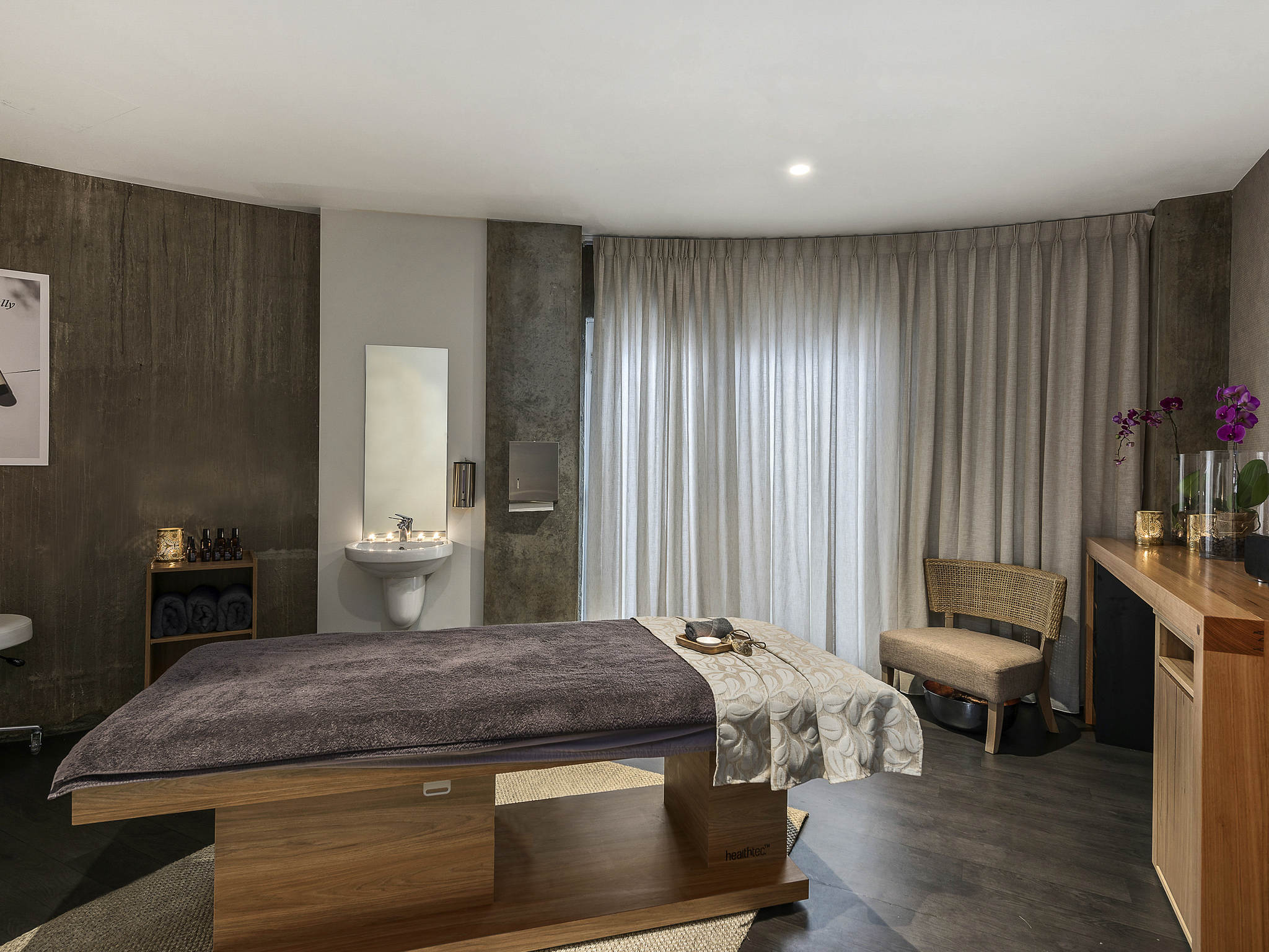 Peppers Silo Launceston by null