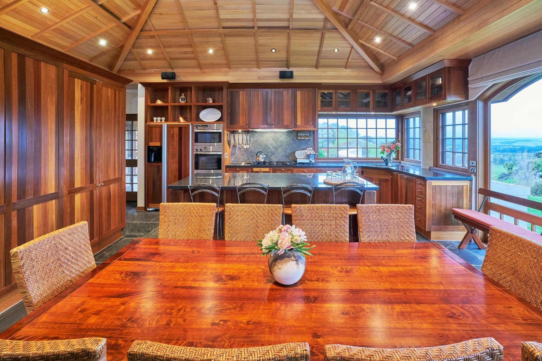 Cabot Lodge