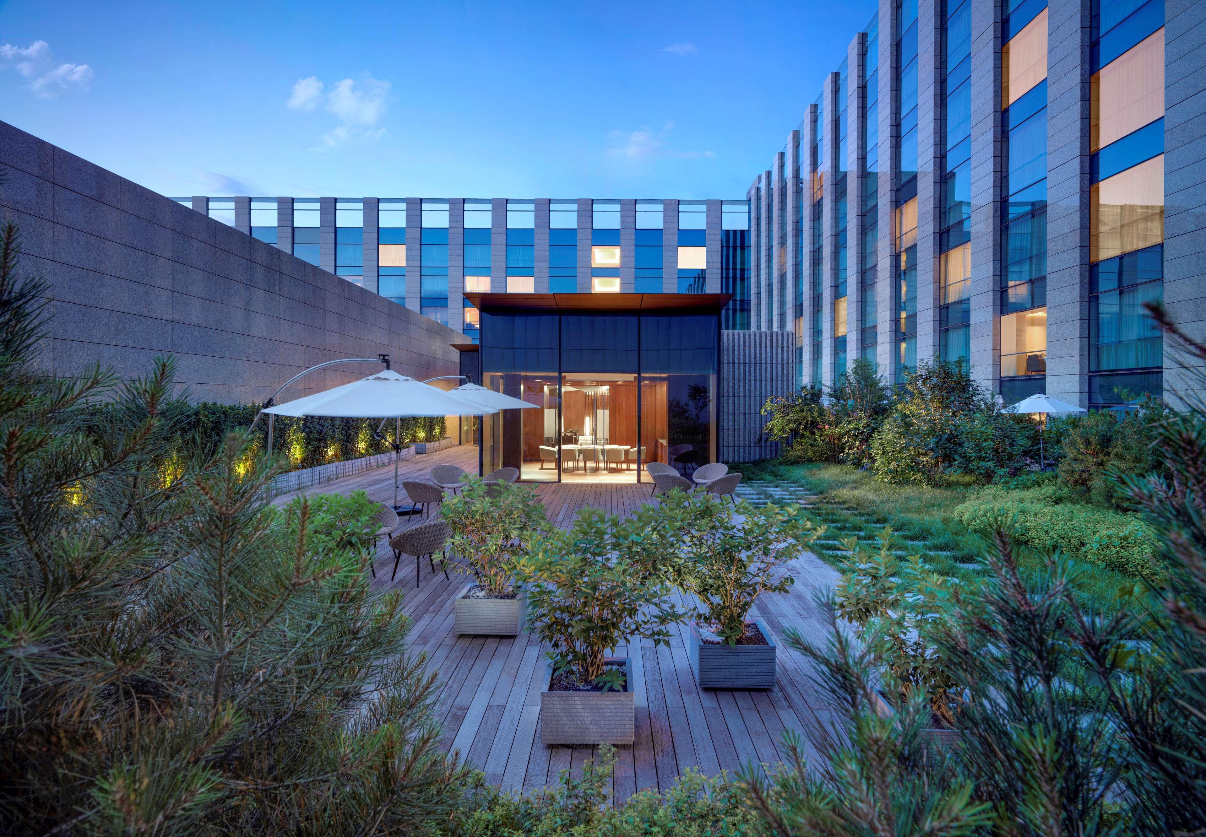 Hyatt Regency Beijing Wangjing by null