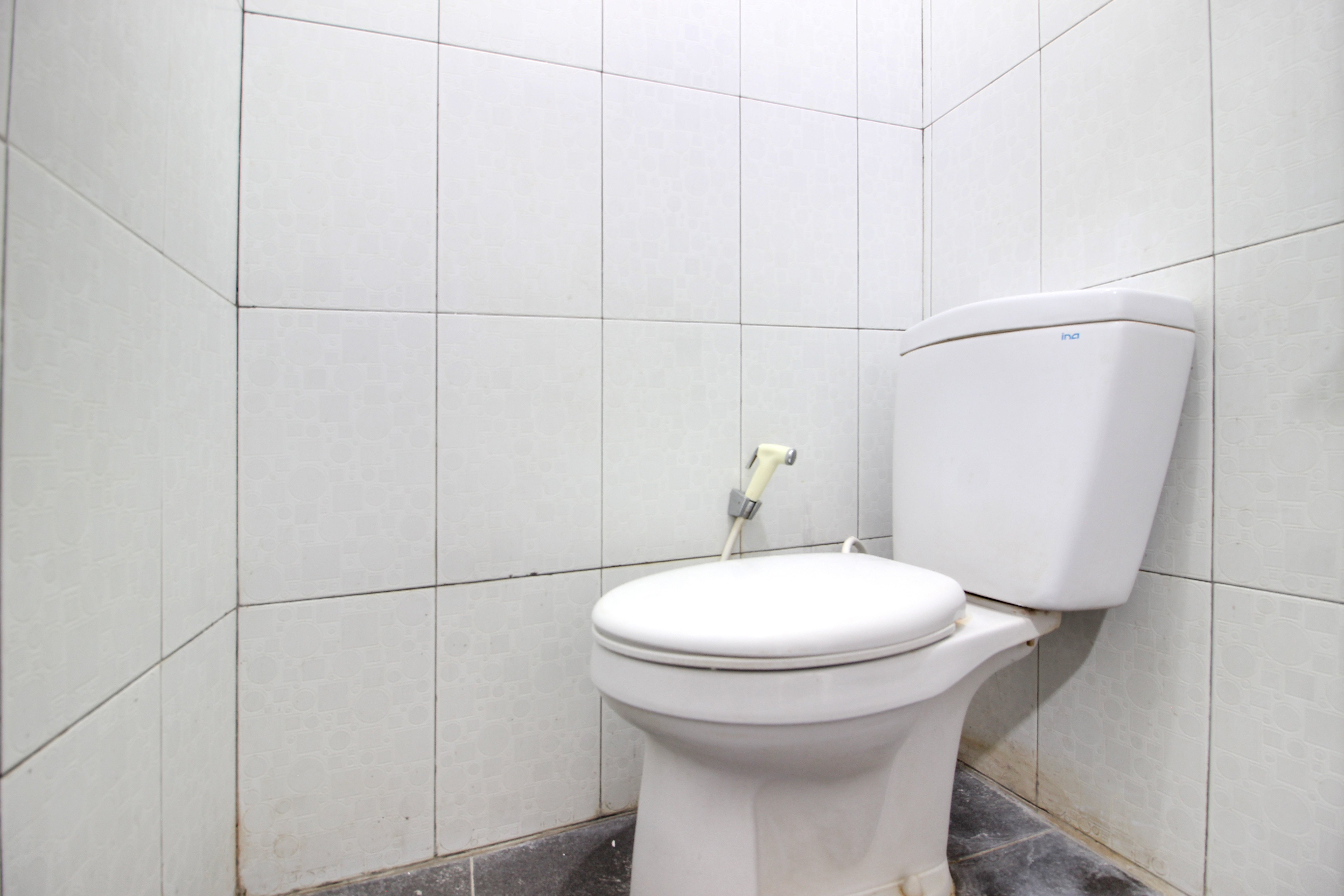 RedDoorz near RS Sarjito Yogyakarta 2