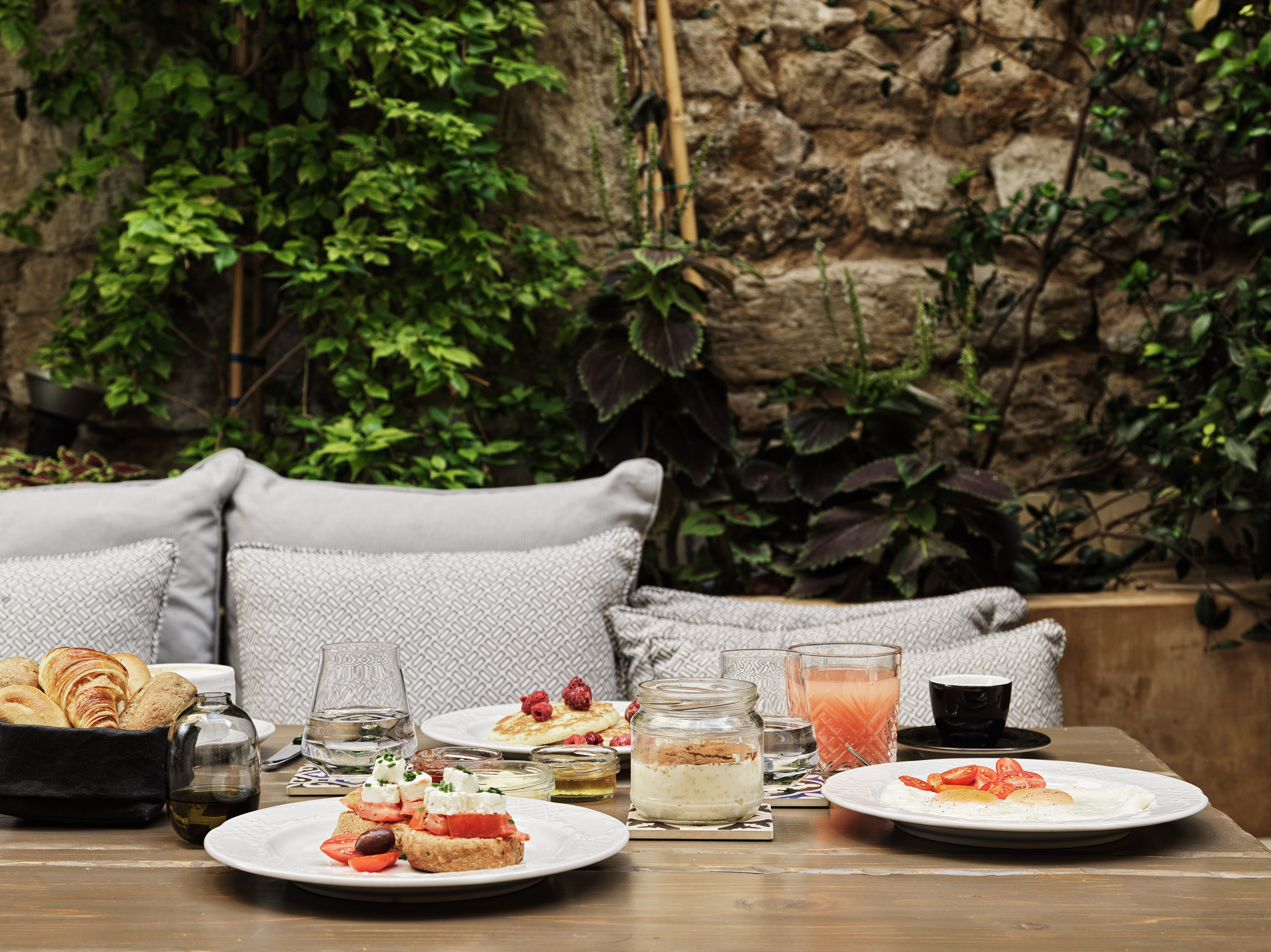 A77 Suites, an SLH Hotel by null