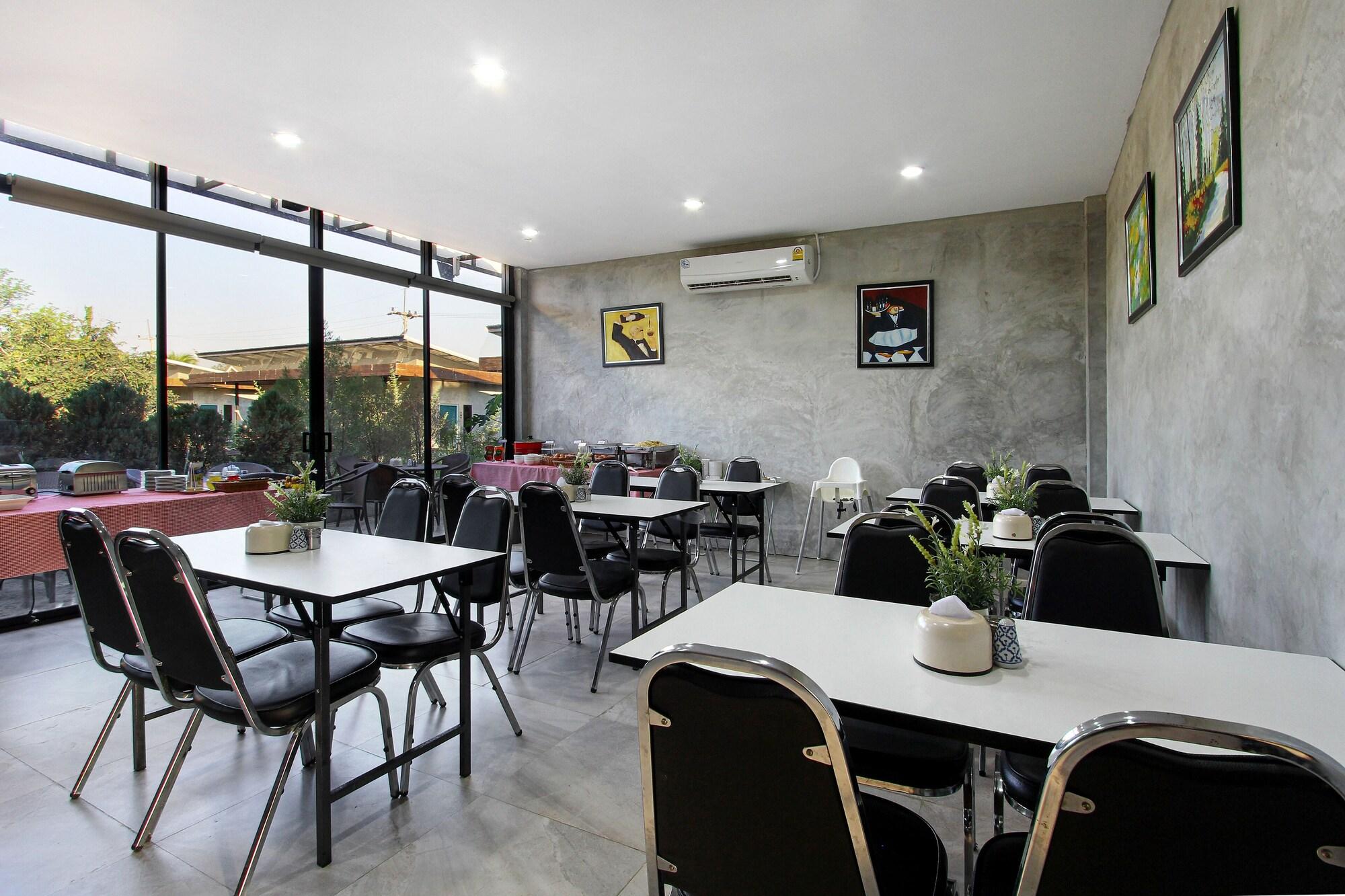White Knot Khao Yai