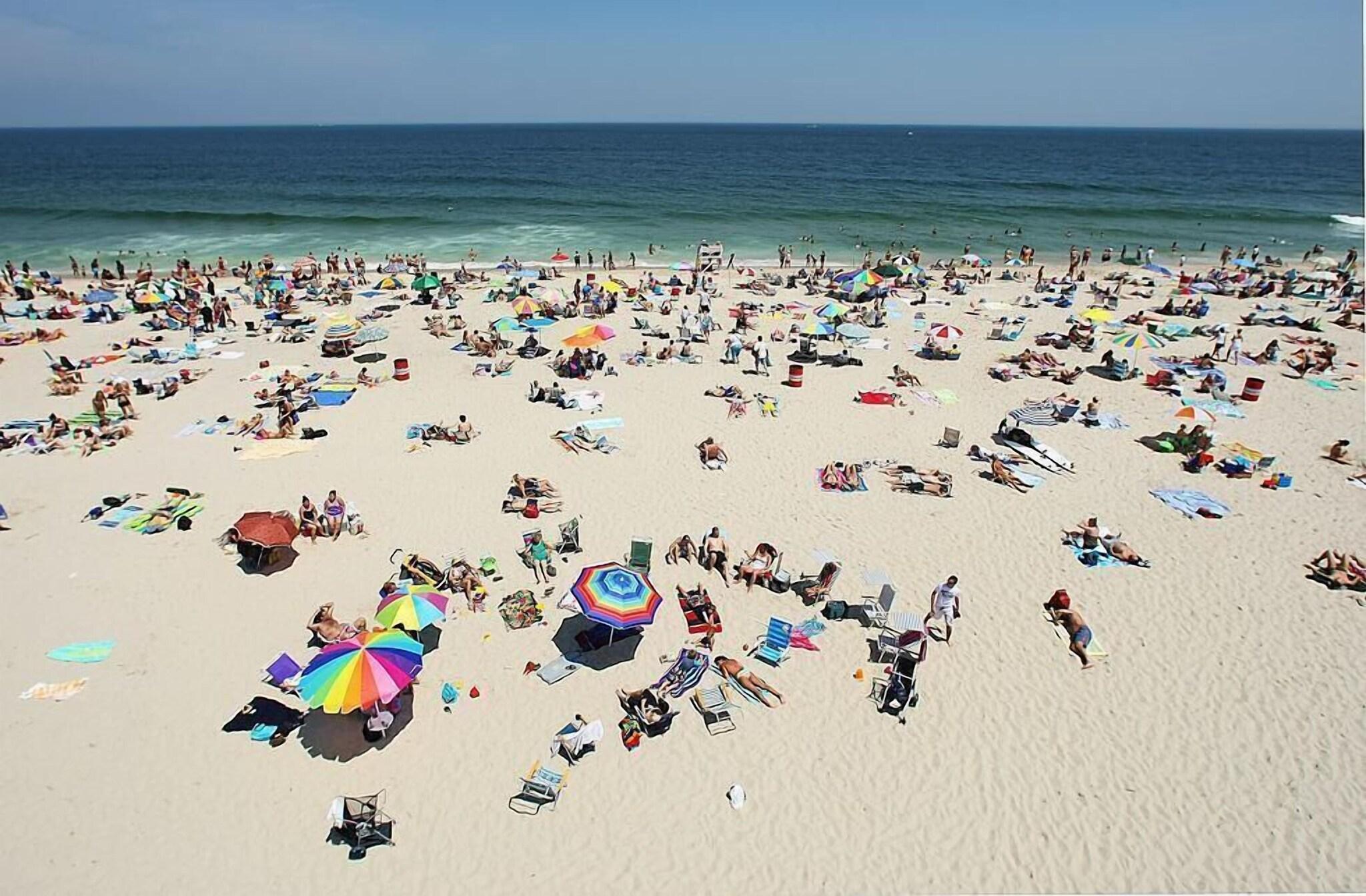 Rodeway Inn Island Beach State Park