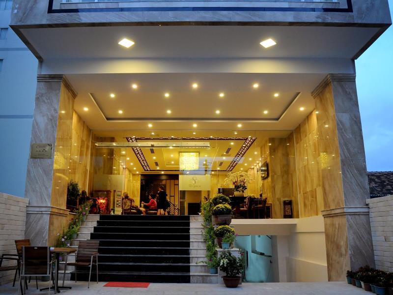 Begonia Nha Trang Hotel - photo