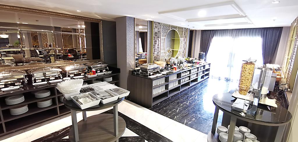 SN Connx Hotel