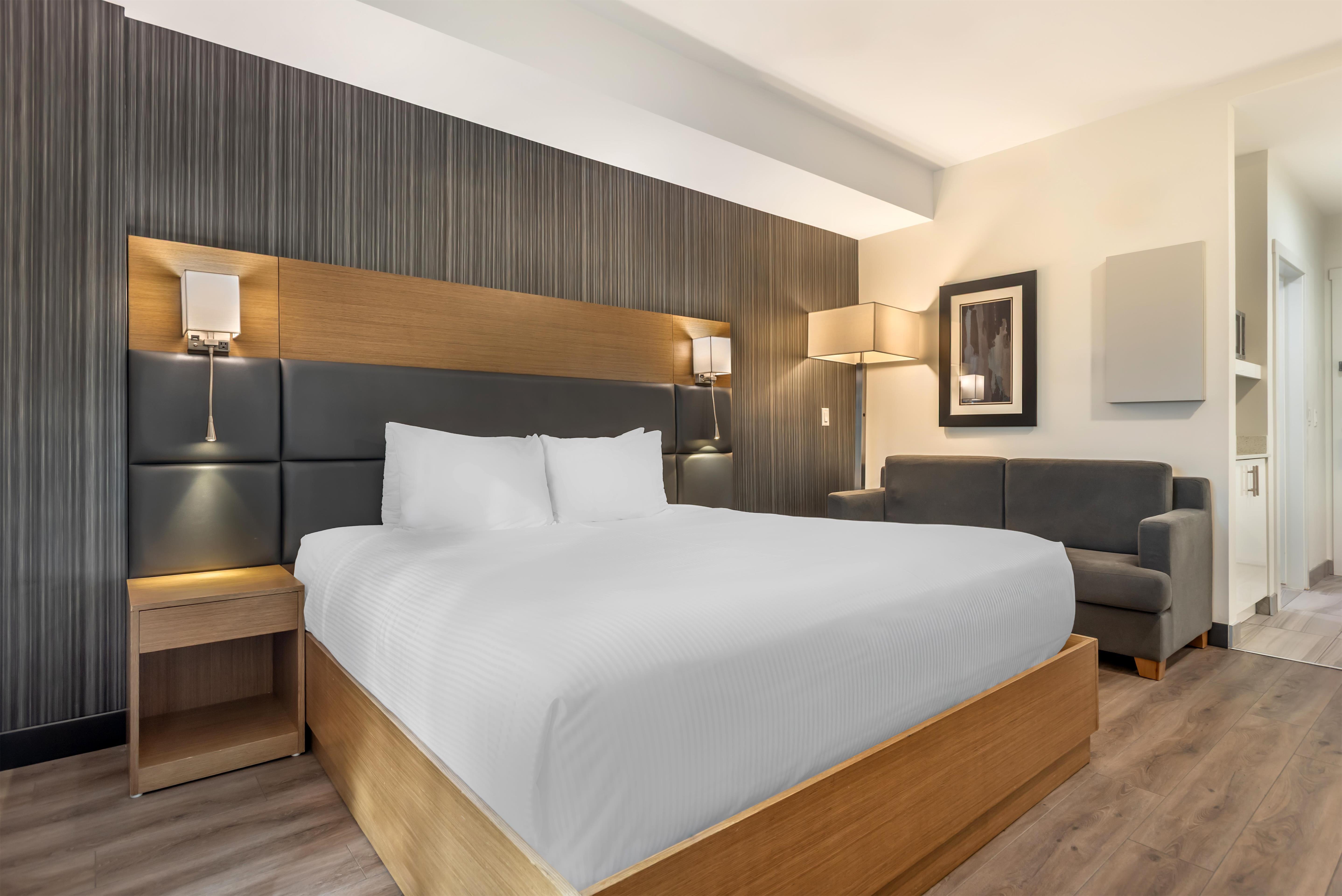 Executive Residency by Best Western Calgary City V