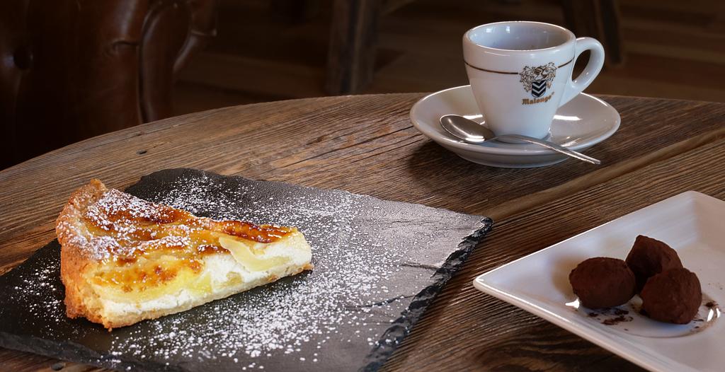 Hôtel Restaurant Le Tillau by null