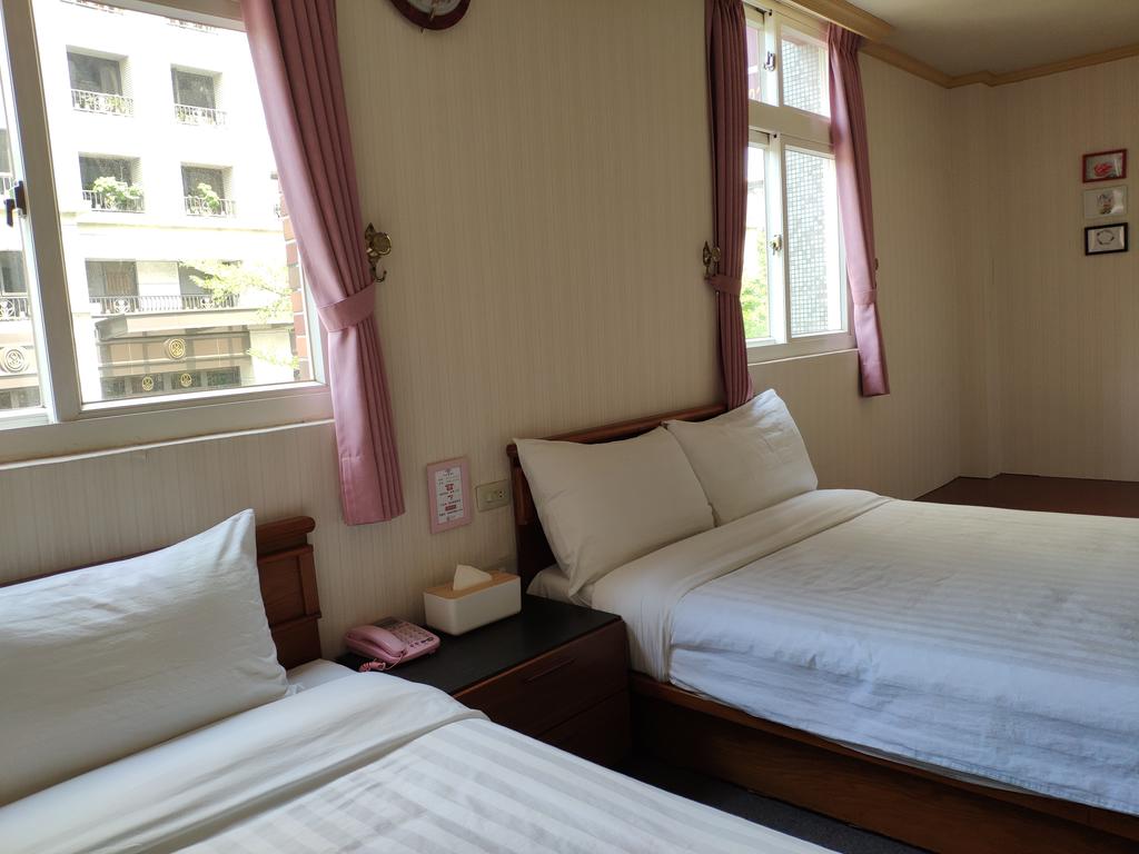 Rich Zone Hotel