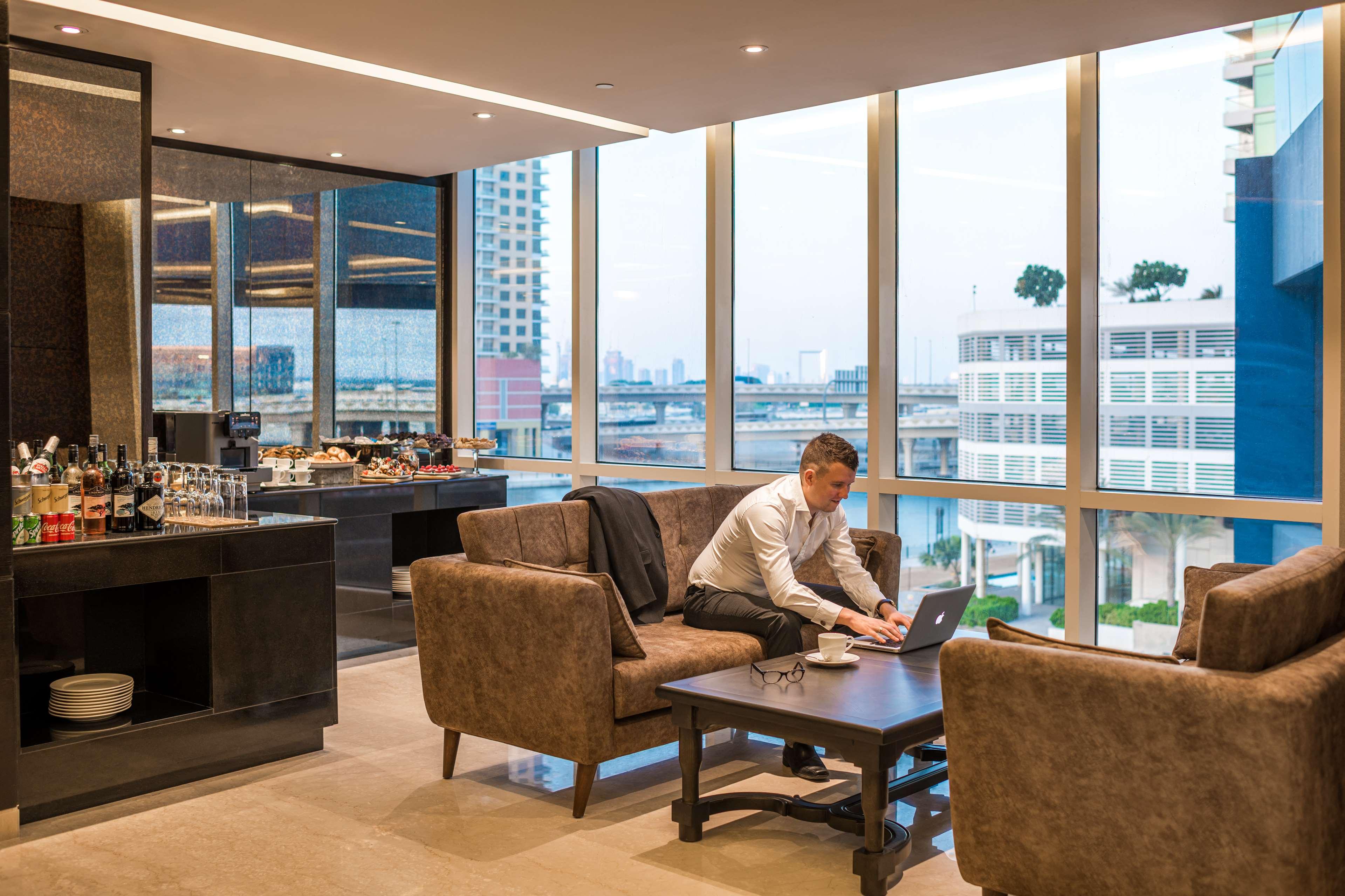 Radisson Blu Hotel, Dubai Canal View - nuotrauka