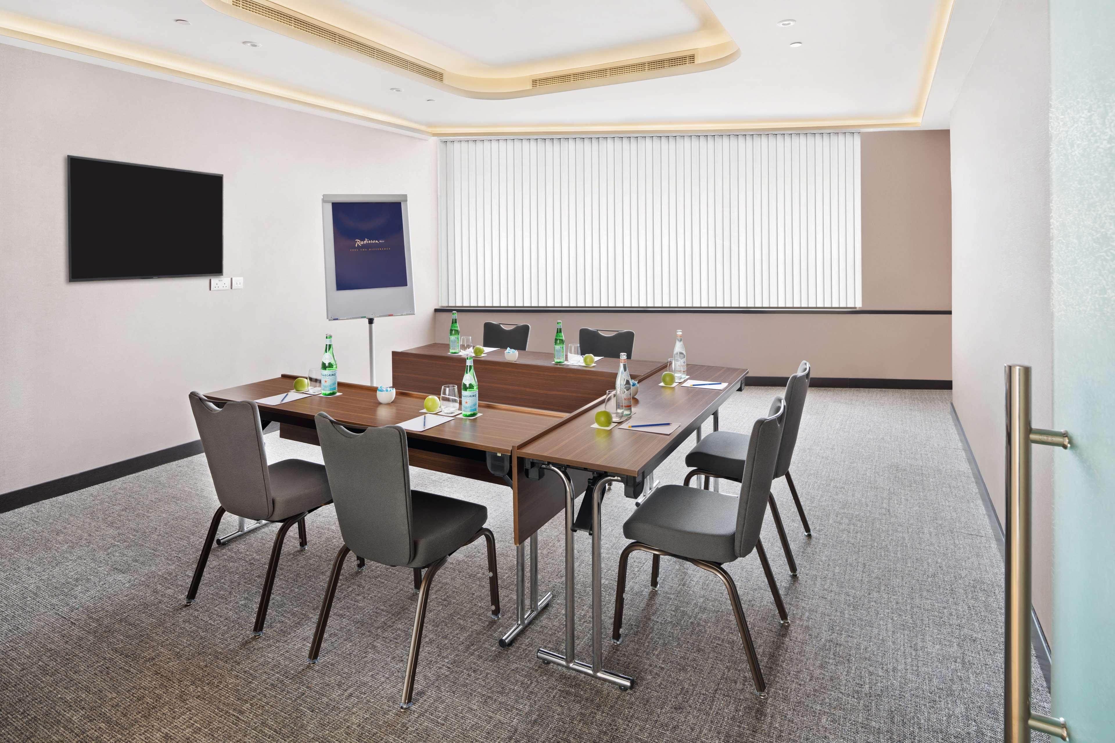 Radisson Blu Hotel, Dubai Canal View - nuotrauka