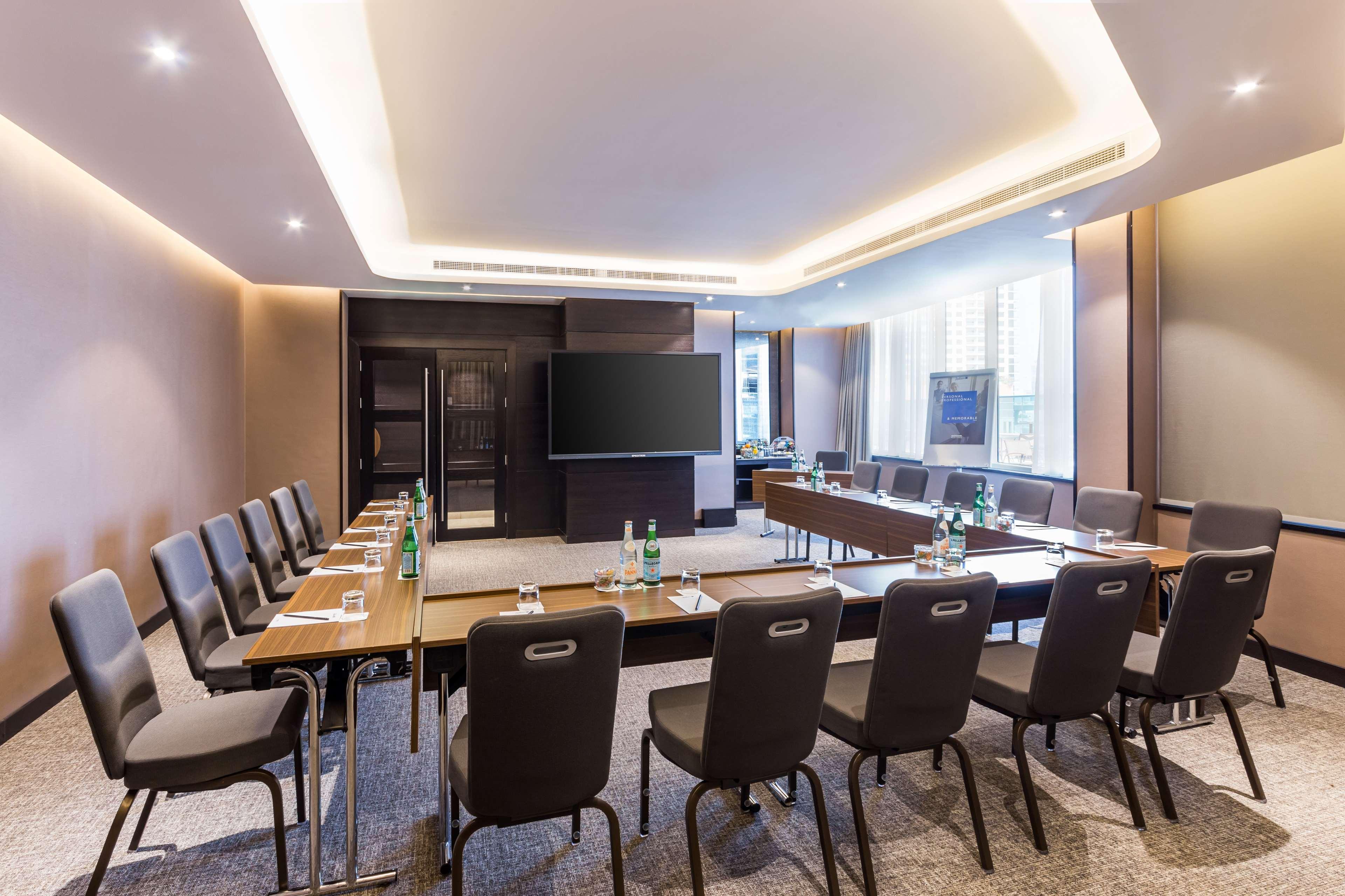 Radisson Blu Hotel, Dubai Canal View - nuotrauka