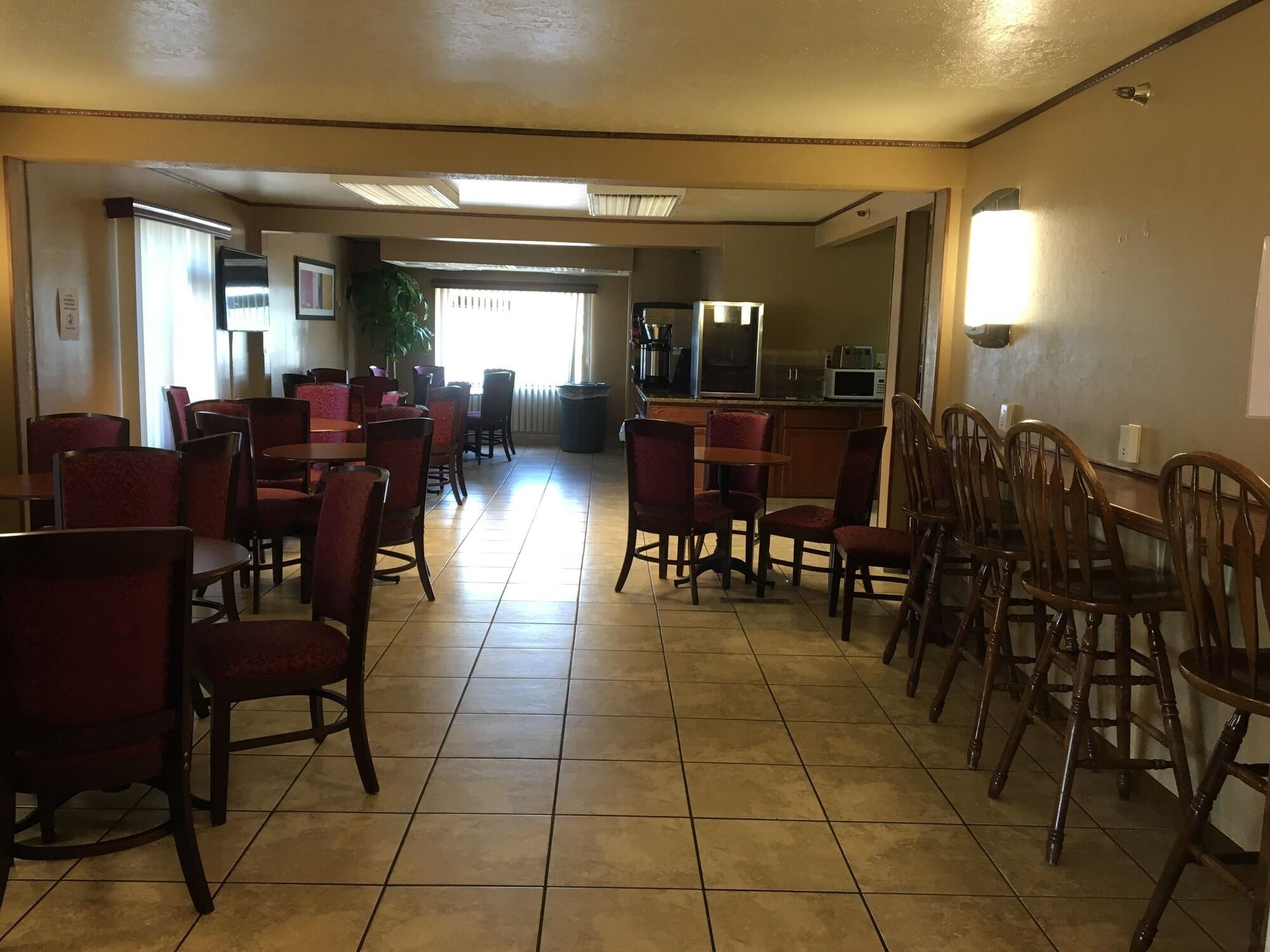 AmericasBestValueInnSuites Fort Collins East I25