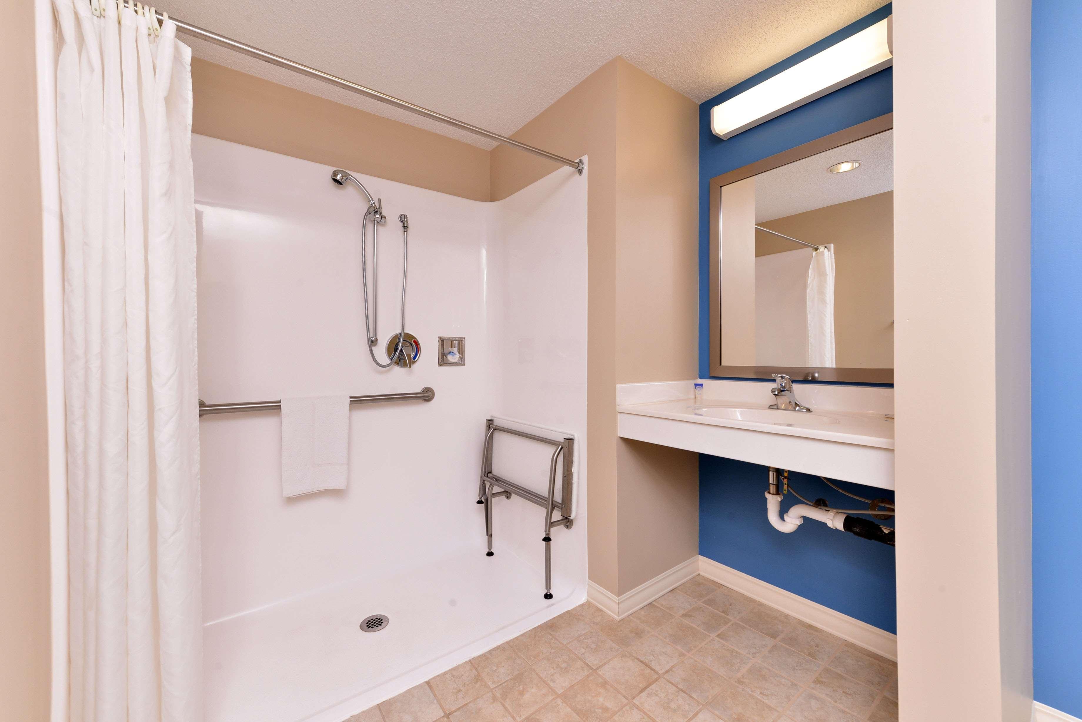Americas Best Value Inn St. Clairsville/Wheeling