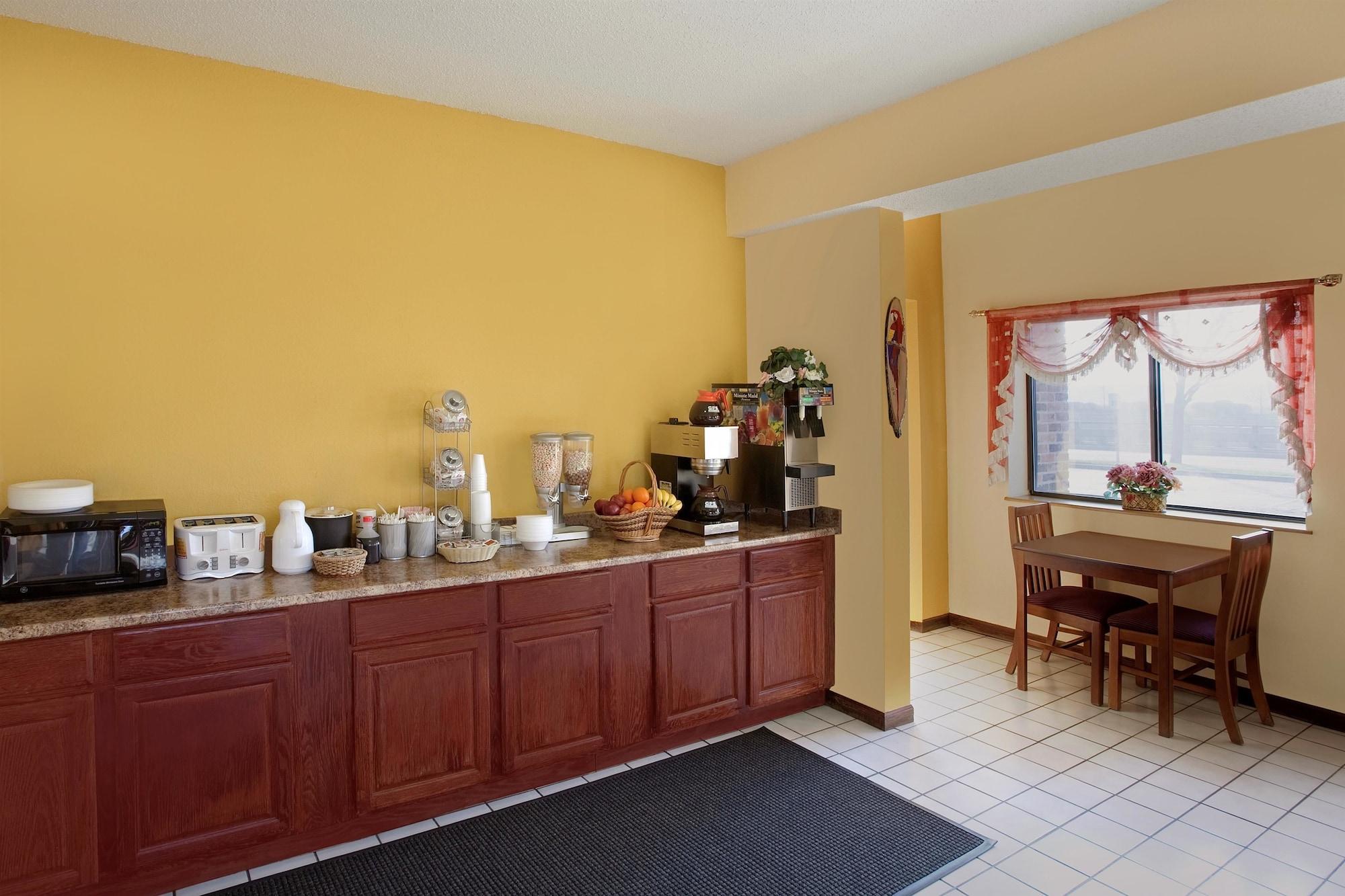 Americas Best Value Inn-Livonia/Detroit