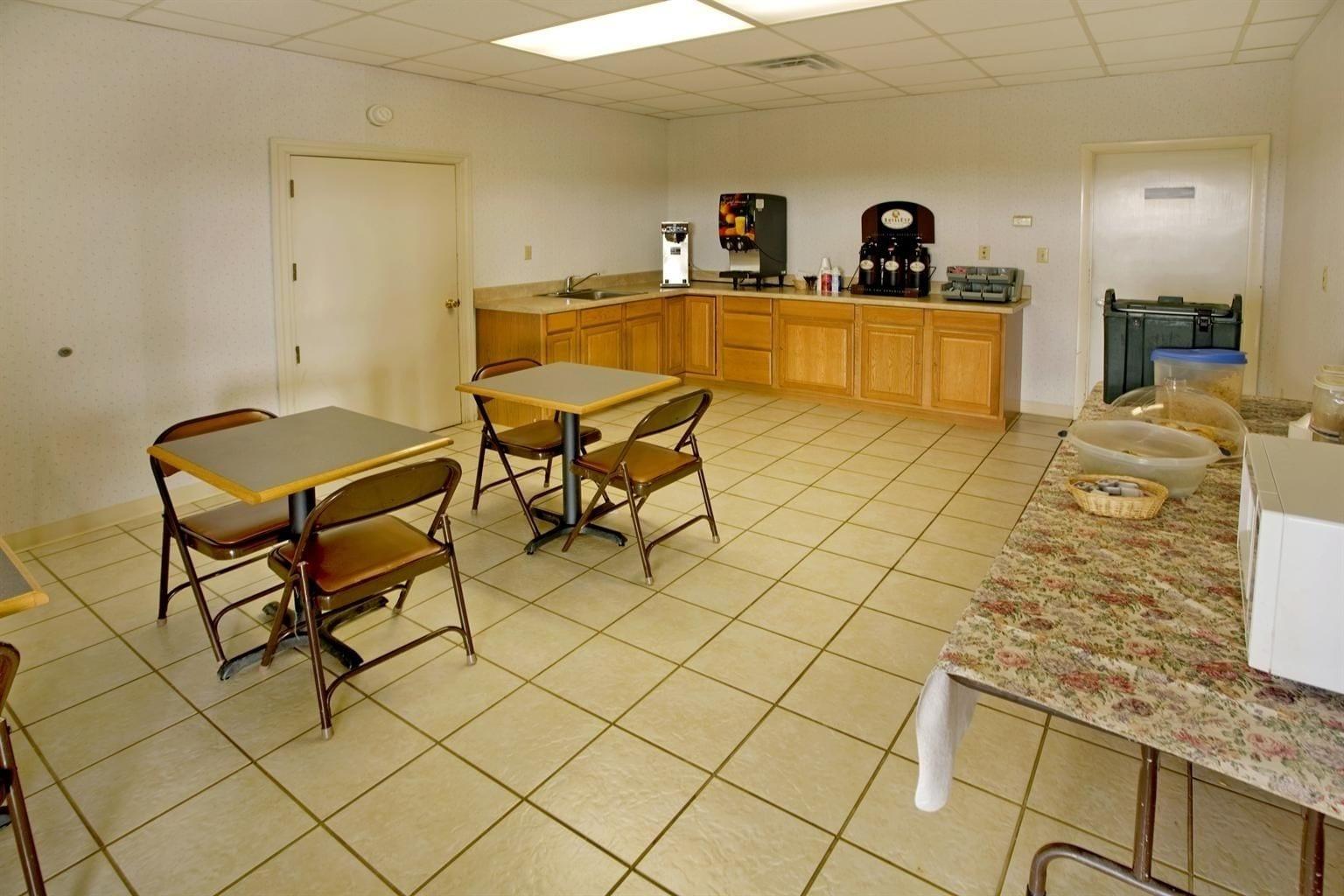 Americas Best Value Inn Cookeville