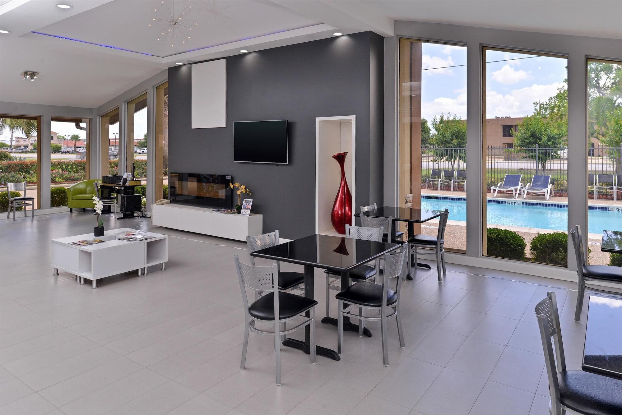 Americas Best Value Inn Angleton