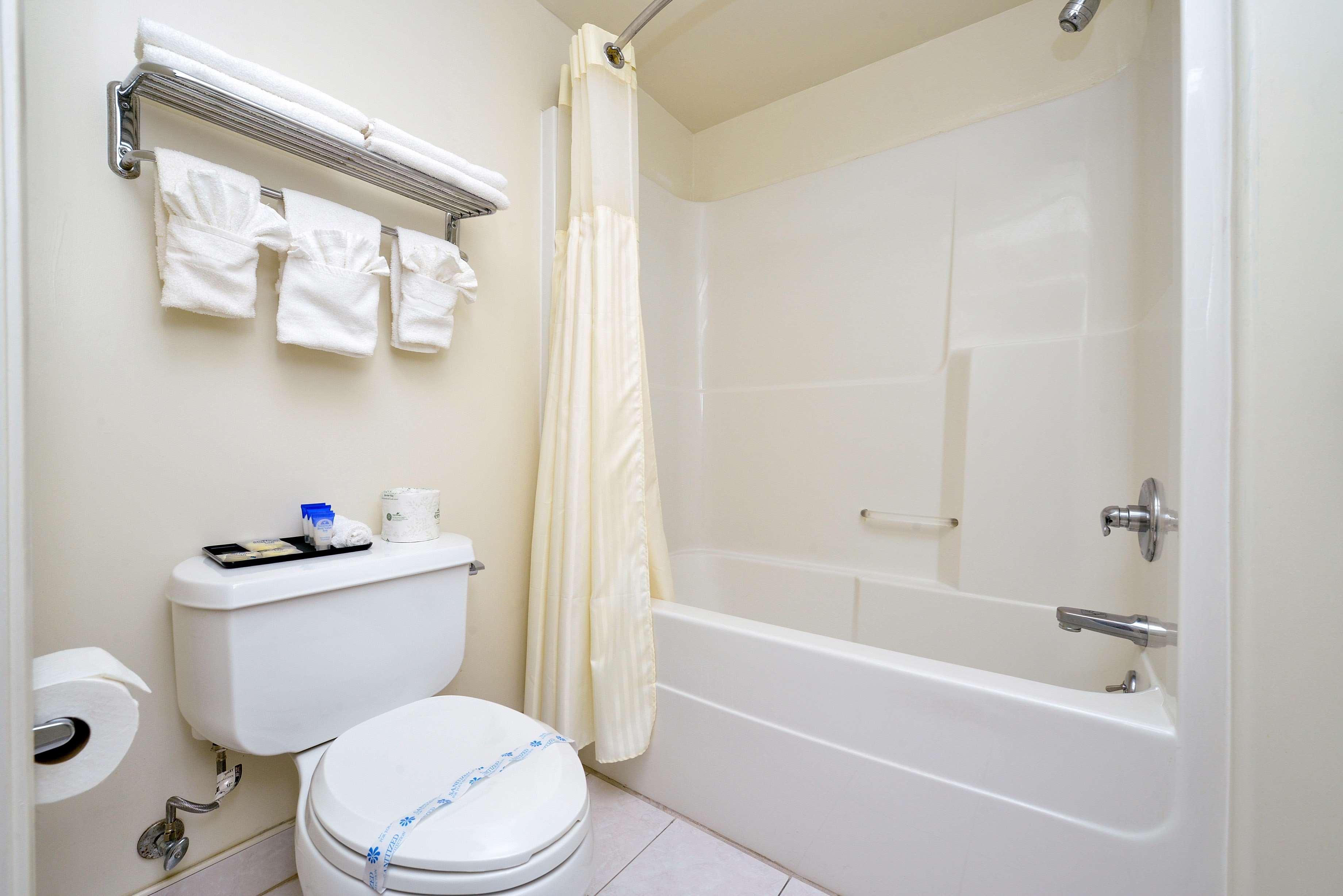 Americas Best Value Inn Sky Ranch