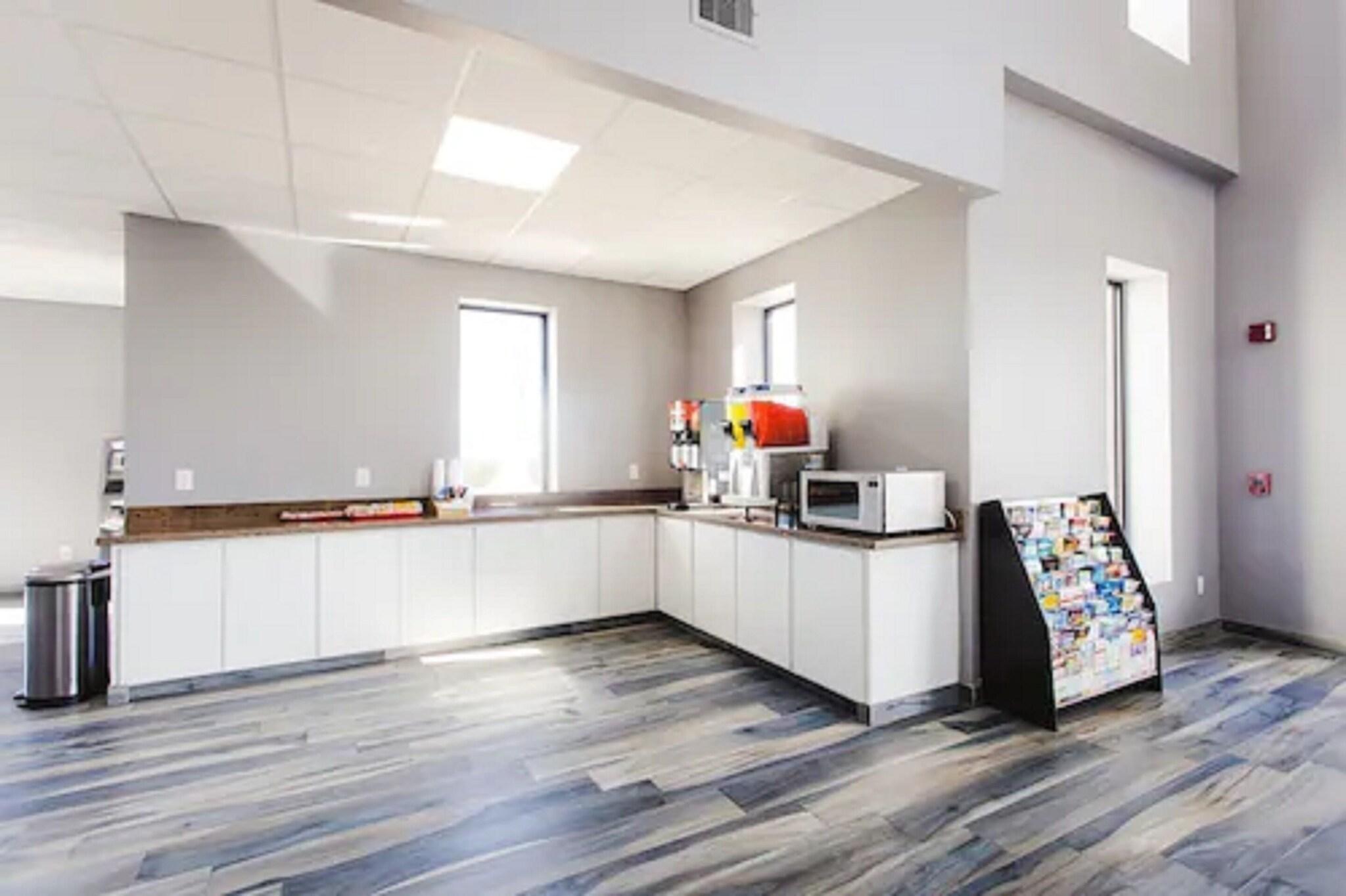 Econo Lodge Inn&Suites Channelview - Houston East
