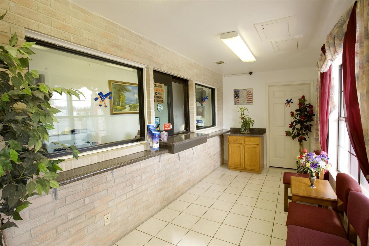 Americas Best Value Inn San Antonio Lackland AFB