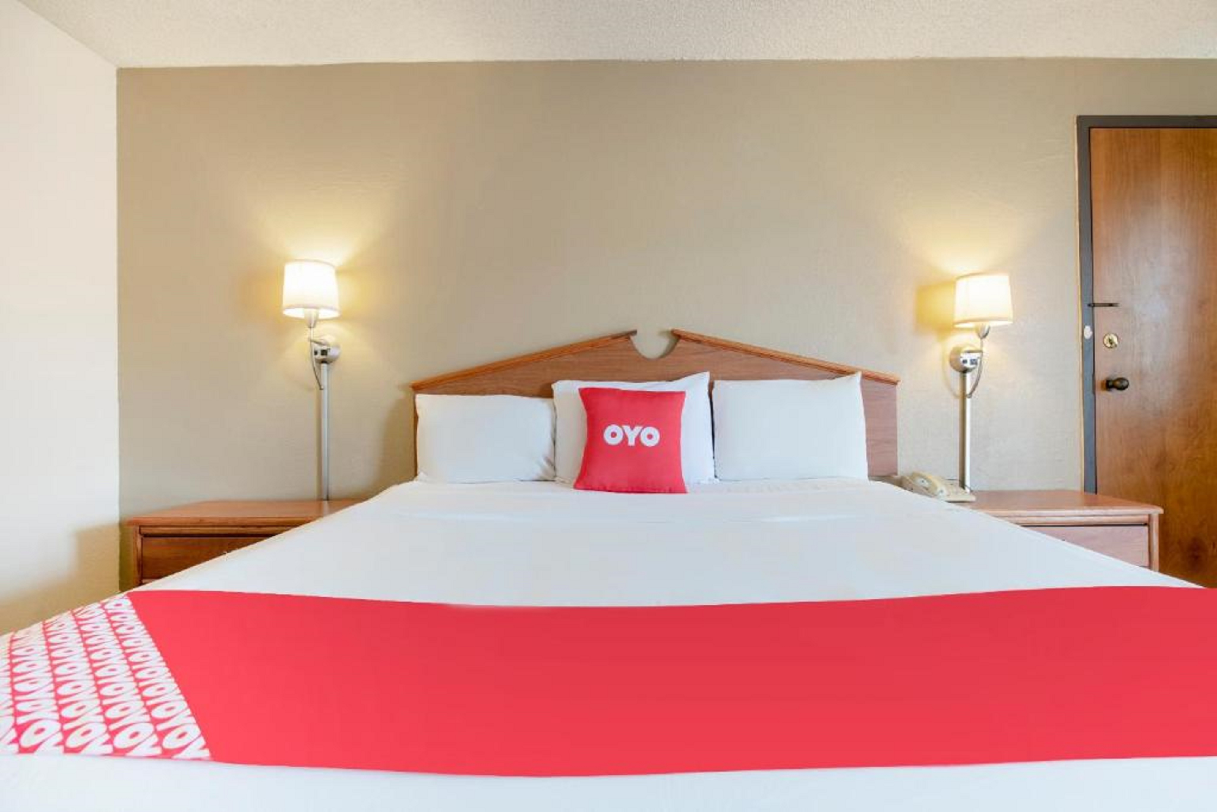 OYO Hotel Tulsa International Airport