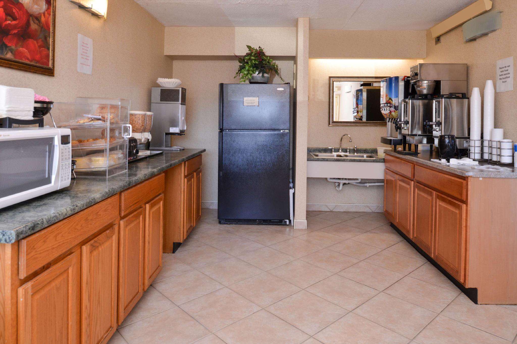 Americas Best Value Inn Pittsburgh Airport