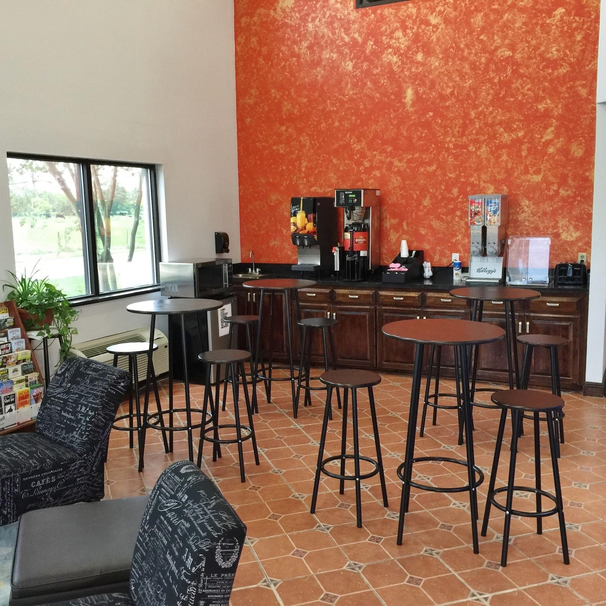 Americas Best Value Inn Gonzales