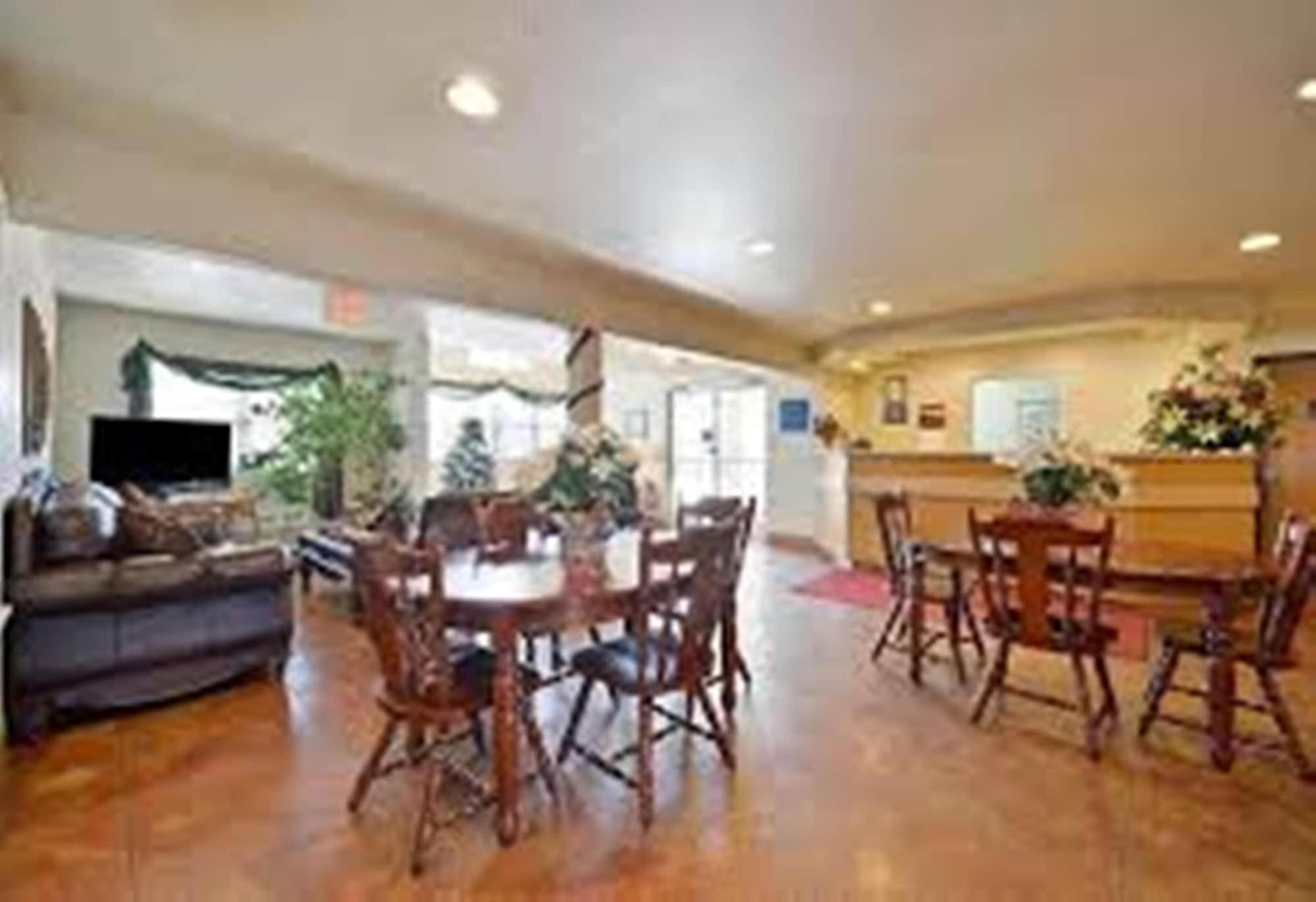 Americas Best Value Inn And Suites Ada
