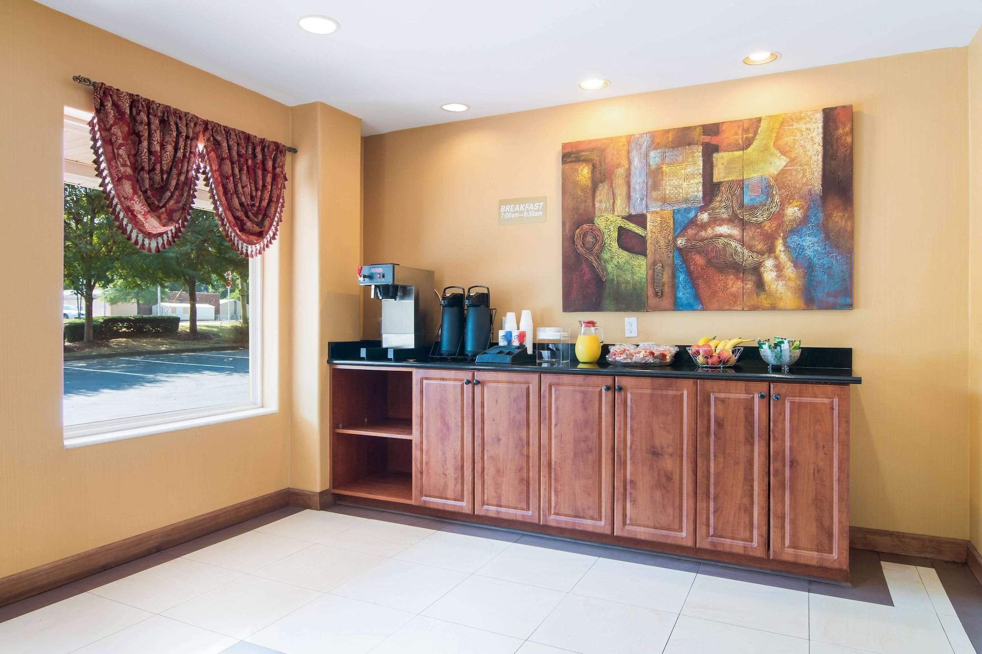Americas Best Value Inn & Suites-Mableton/Atlanta