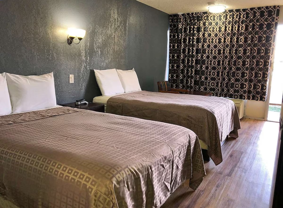 Twin room