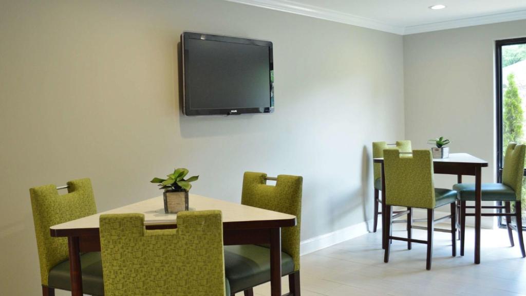 Americas Best Value Inn Memphis Airport