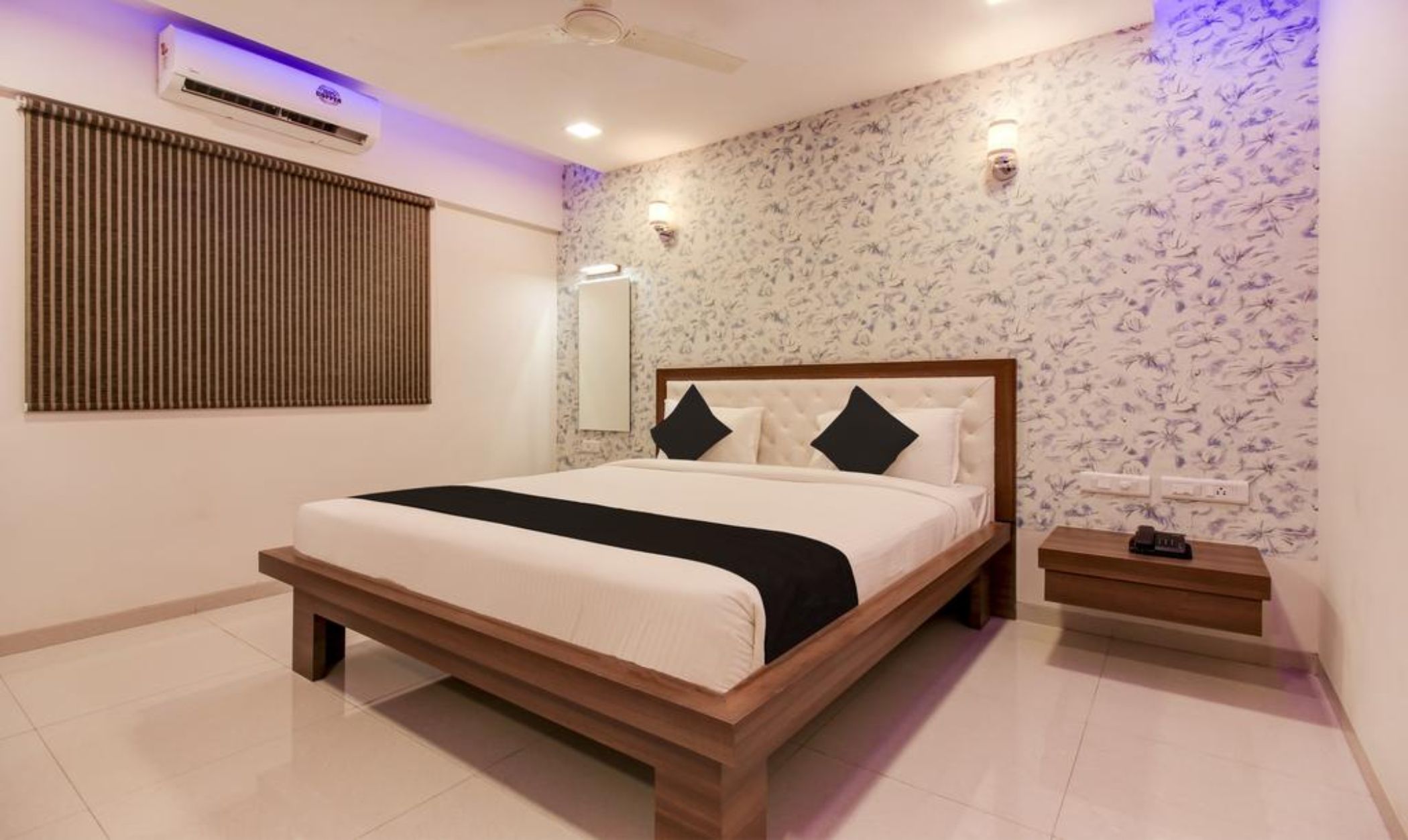 Vrushali Inn
