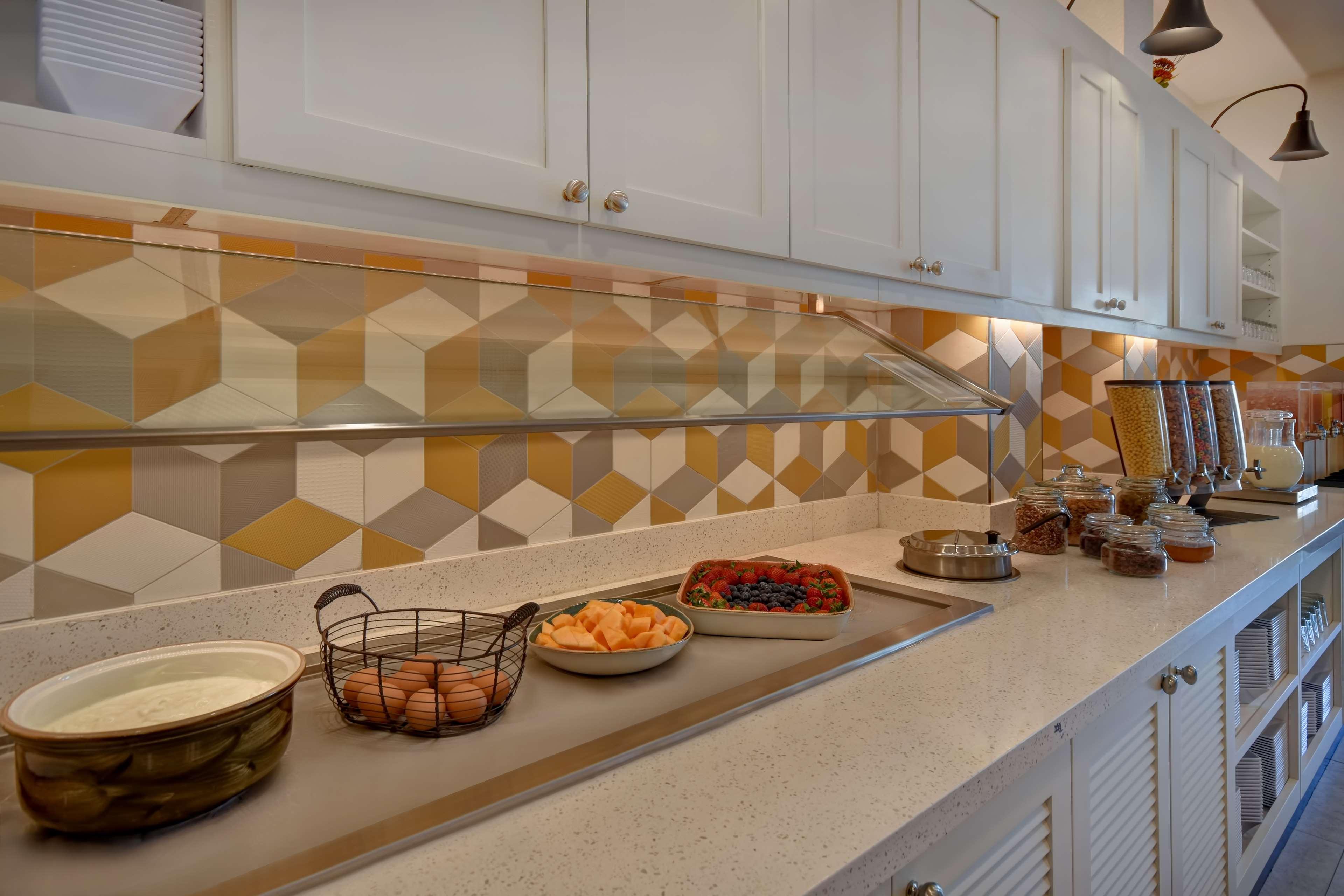 Hyatt Place Huntsville / Research Park/ Redstone