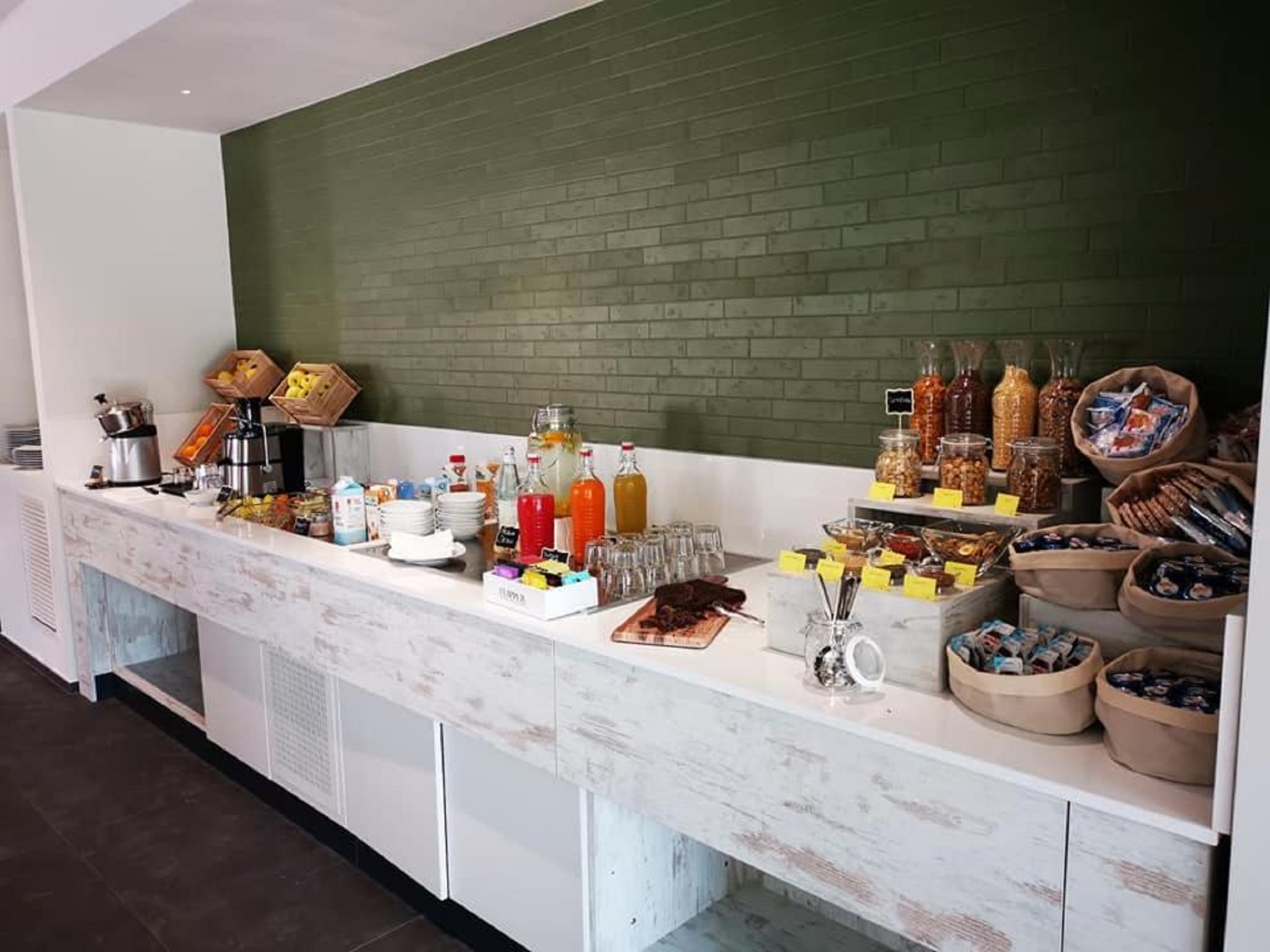 Youmami- Lifestyle Suite Hotel