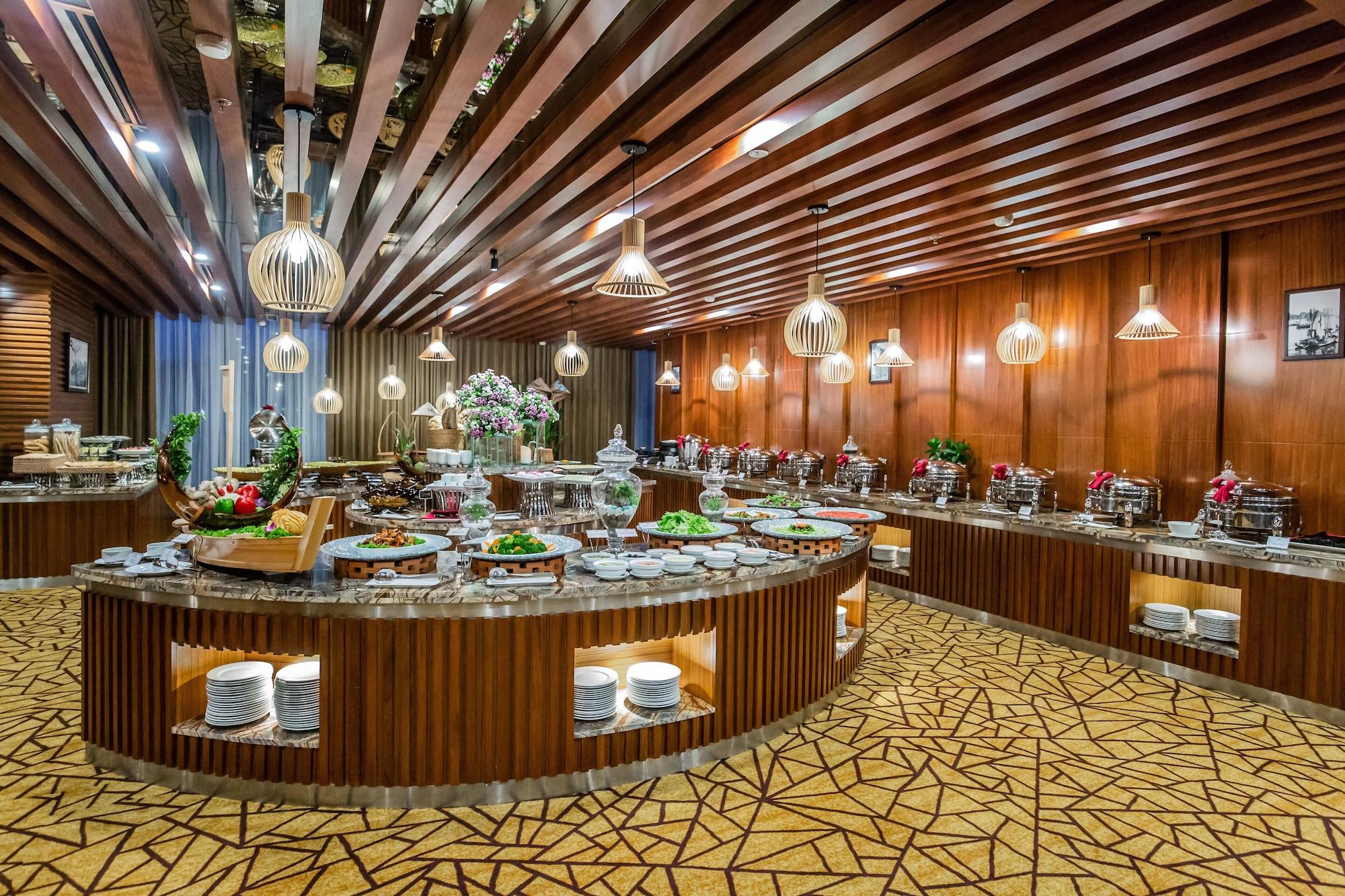 Central Luxury Ha Long Hotel