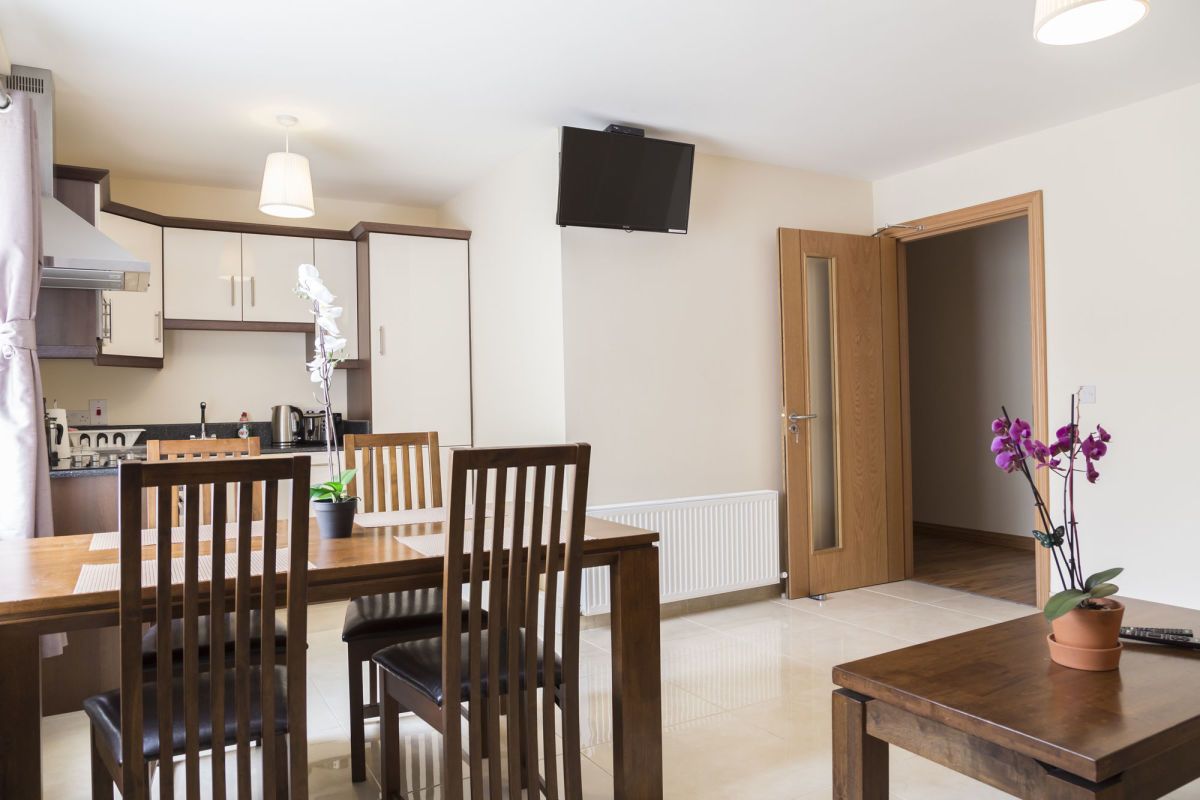 Five Lamps Suites